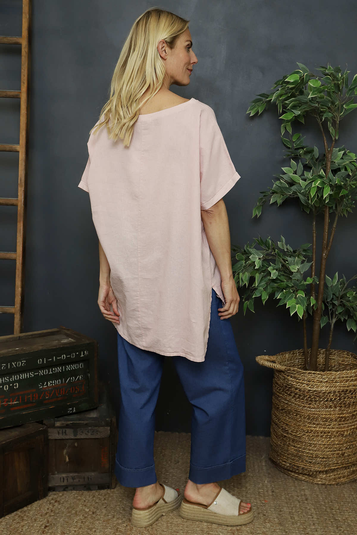 Thekla Linen Top Pink
