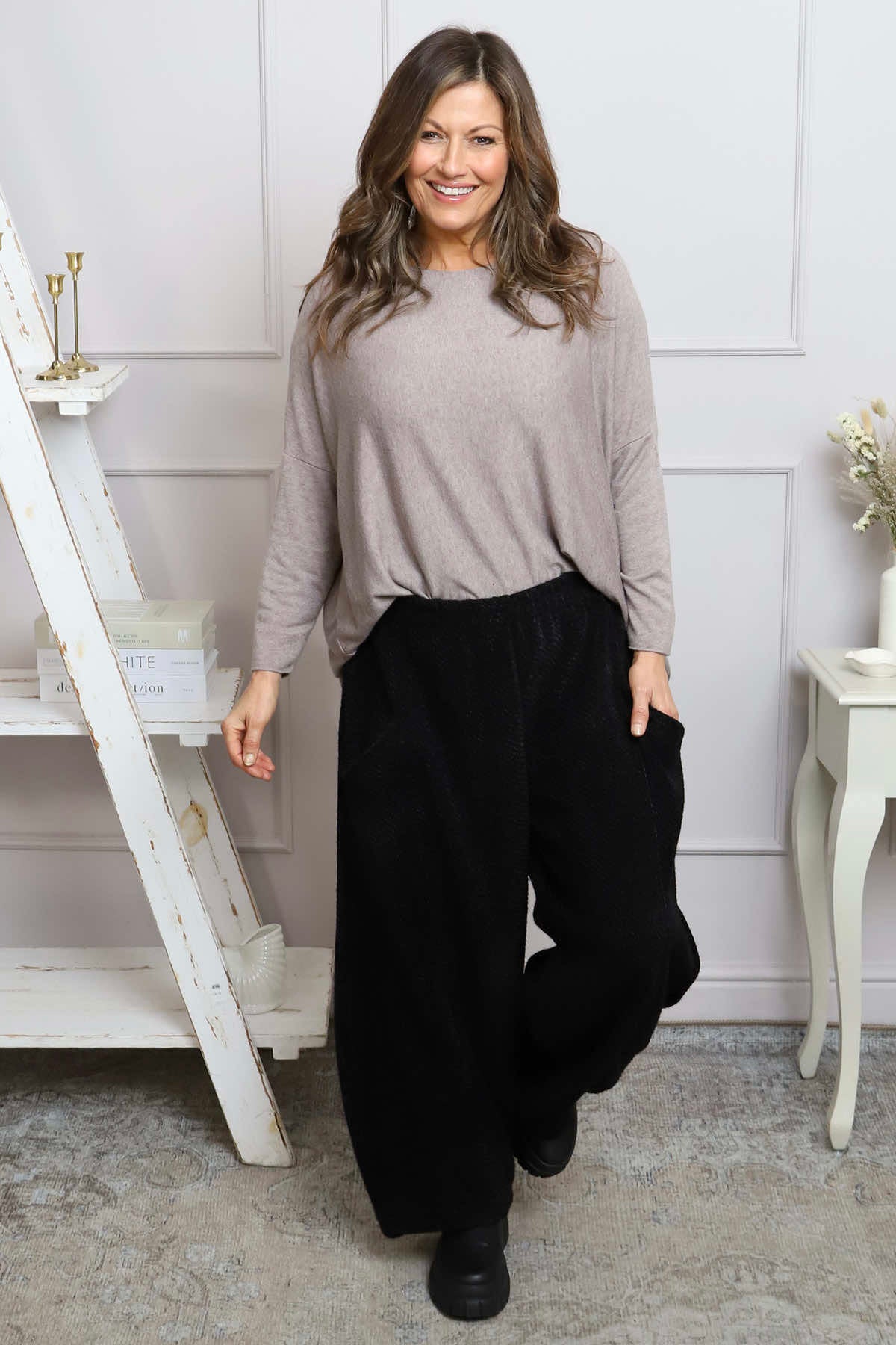 Isola Trousers Black