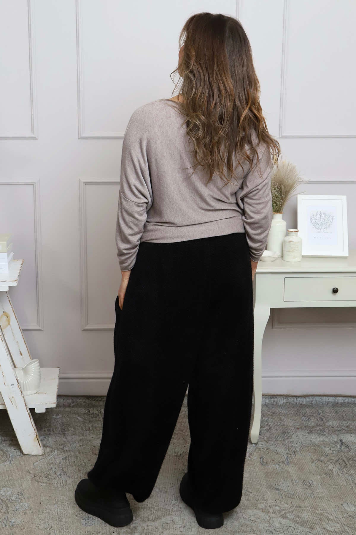Isola Trousers Black