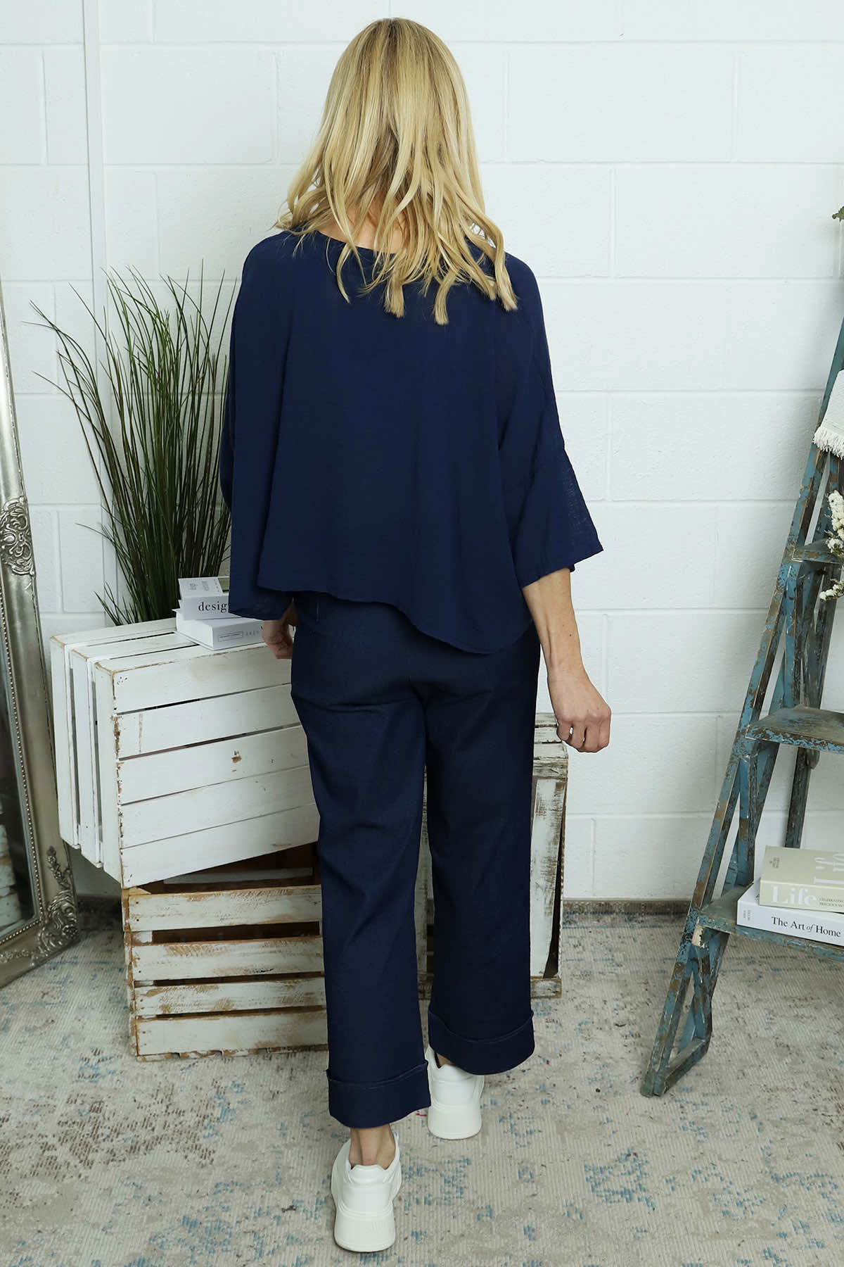 Maya Linen Top Navy