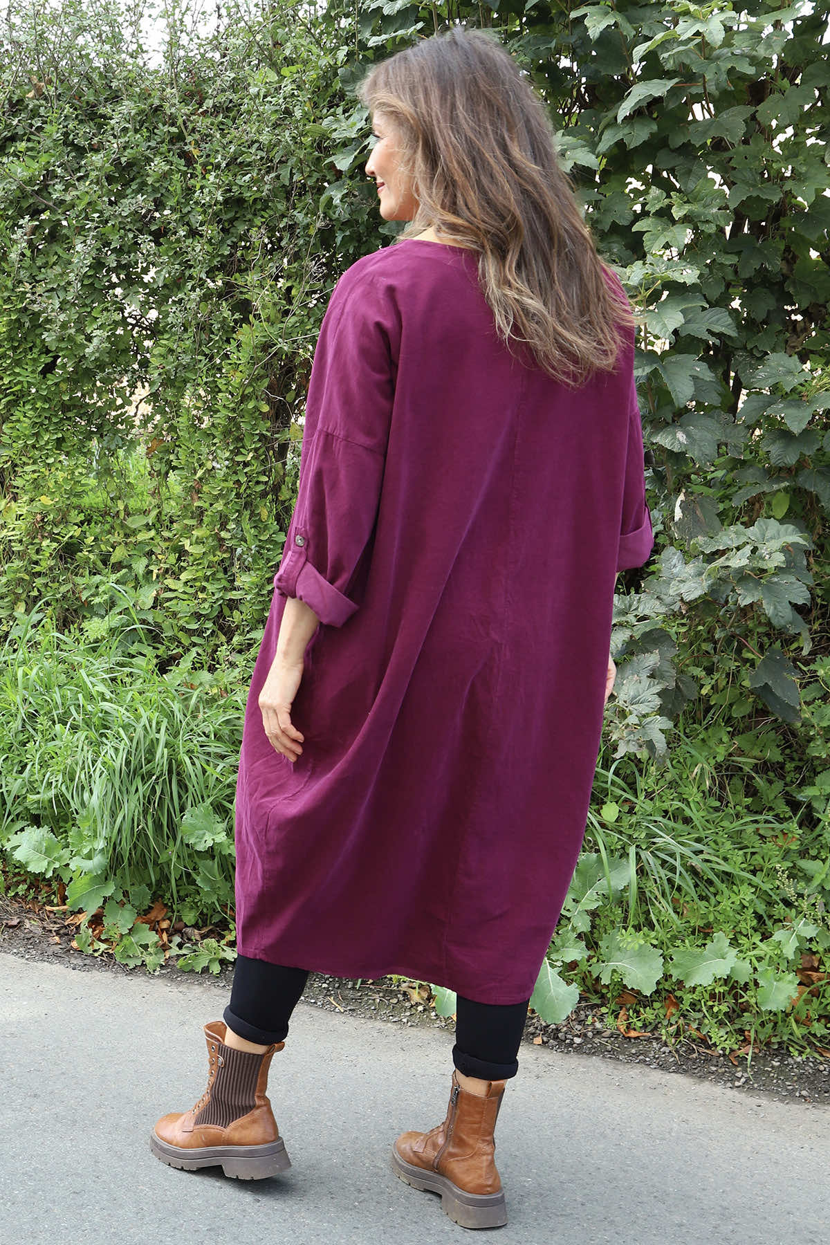 Dinah V-Neck Needlecord Dress Burgundy