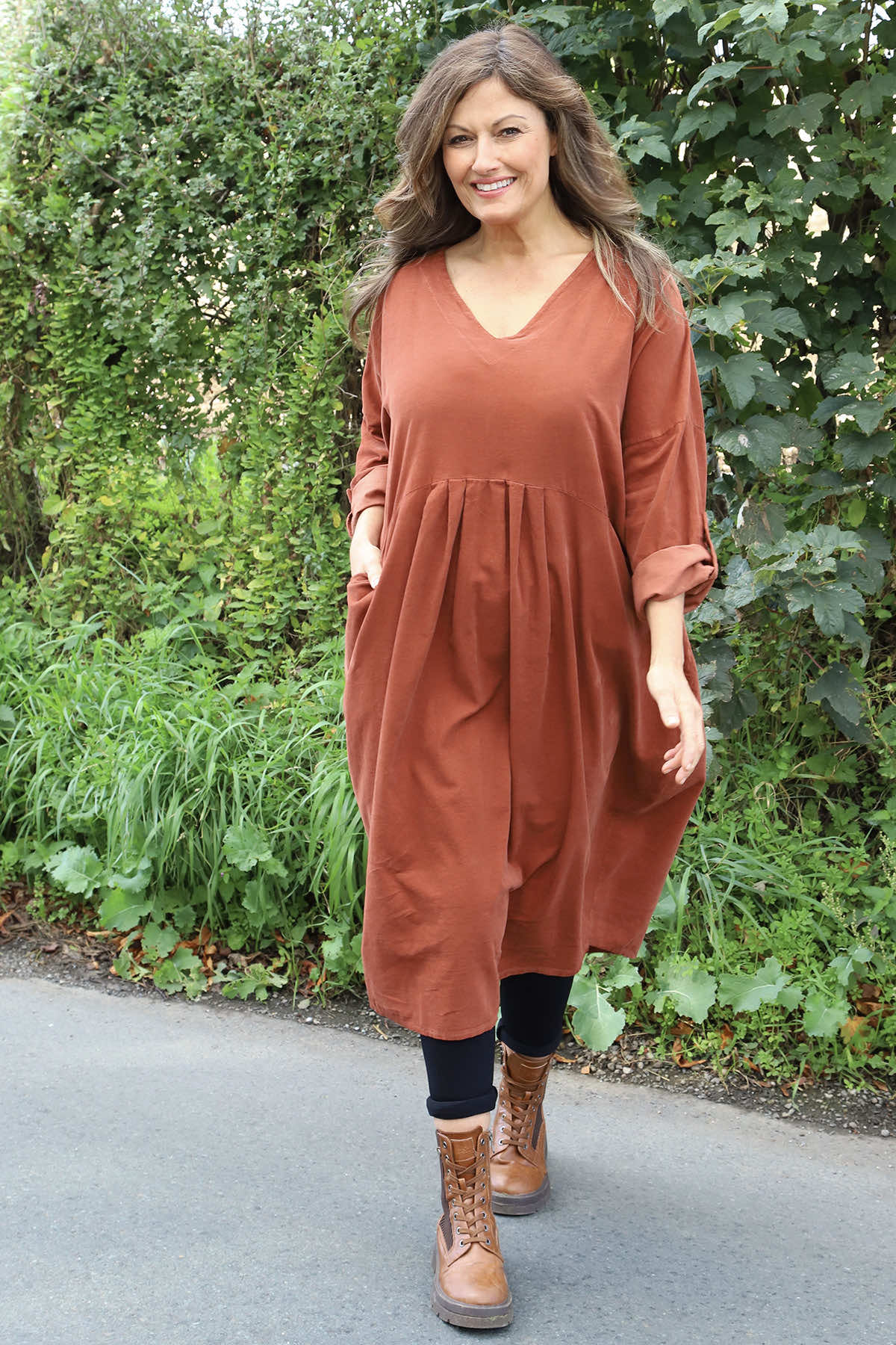 Dinah V-Neck Needlecord Dress Burnt Orange