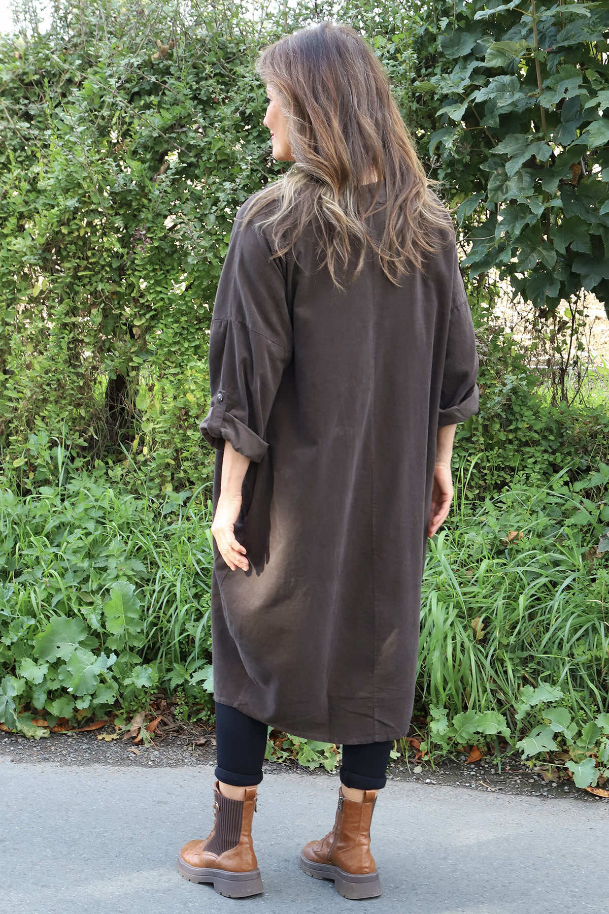 Dinah V-Neck Needlecord Dress Cocoa