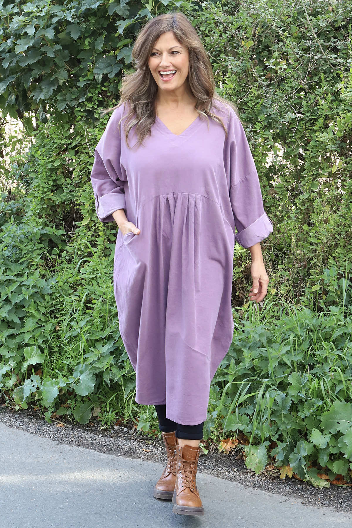 Dinah V-Neck Needlecord Dress Purple