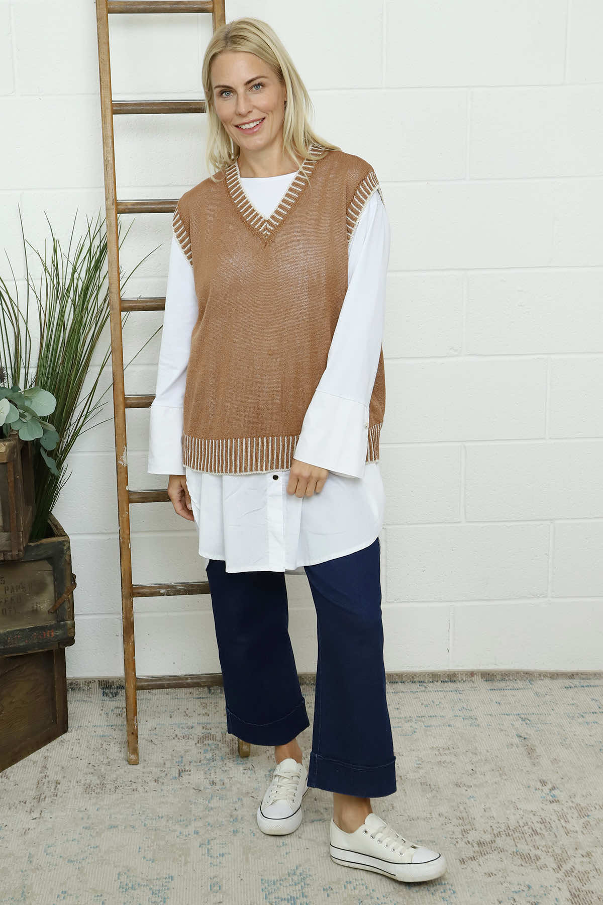Jovita Fine Knit Tank Top Camel