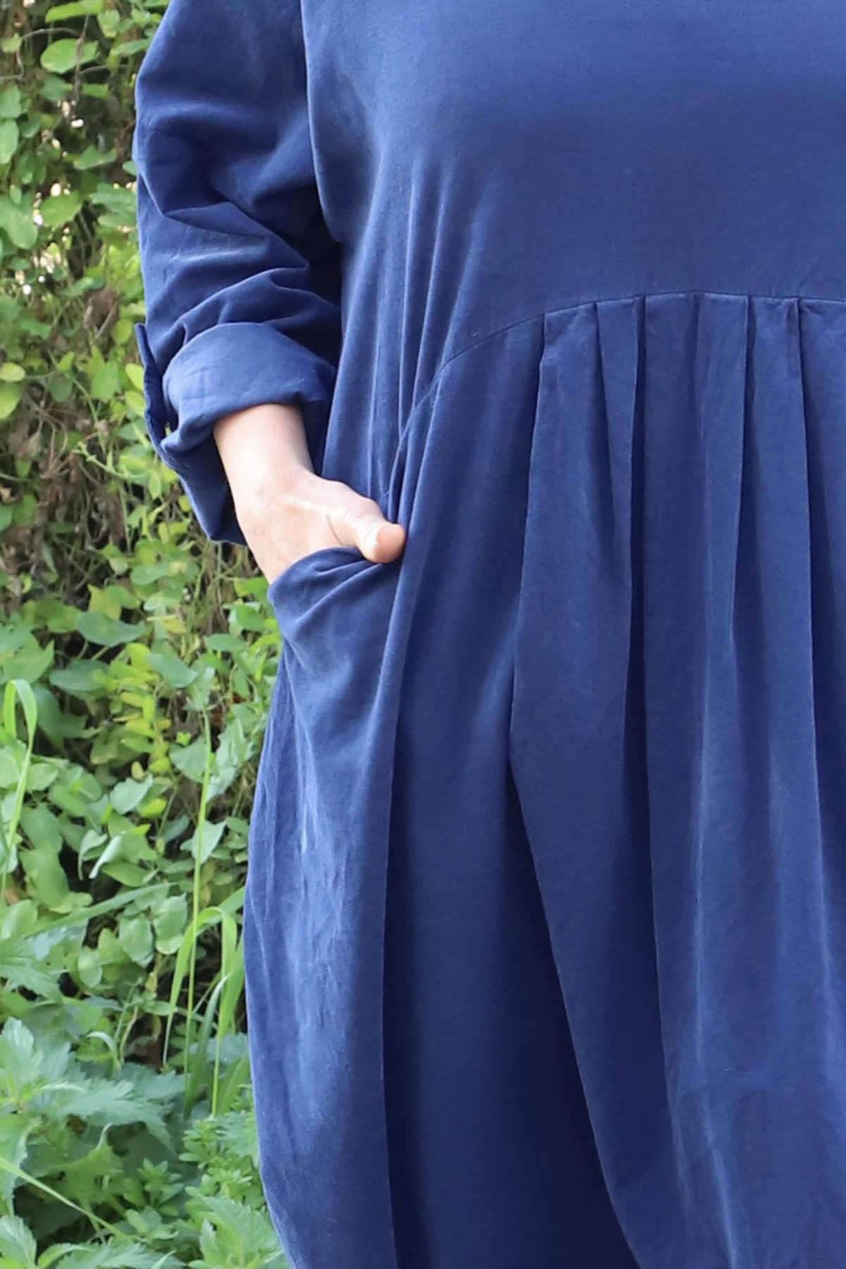 Dinah V-Neck Needlecord Dress Navy