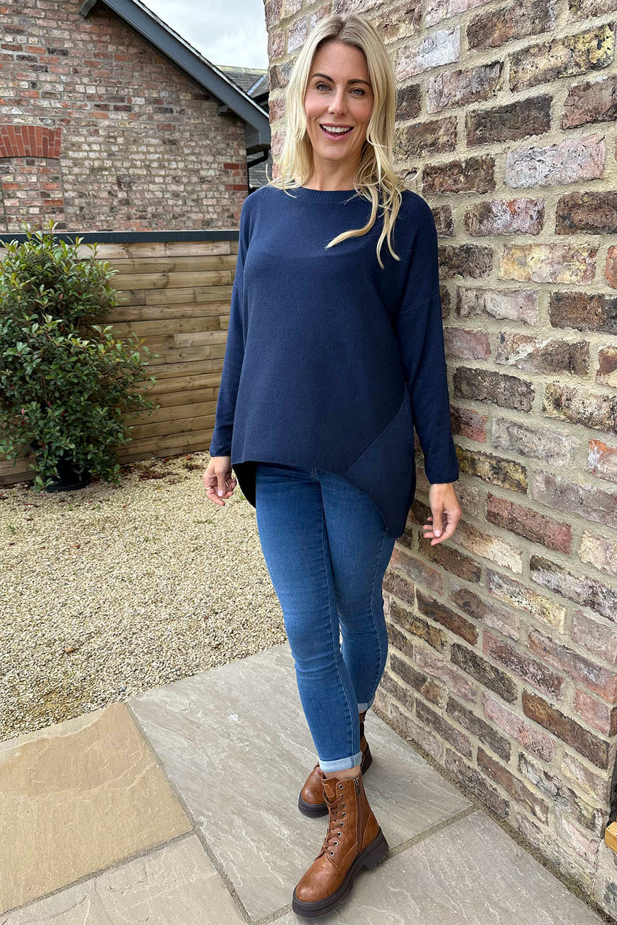 Tabitha Dipped Hem Jumper Navy