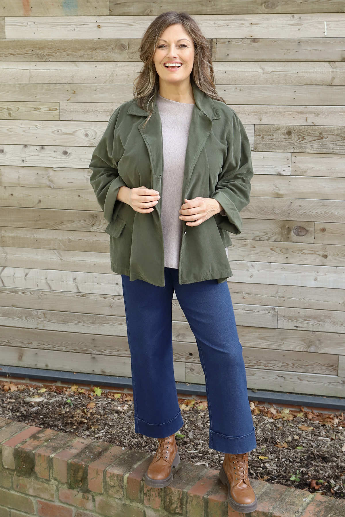 Gerano Needlecord Jacket Khaki