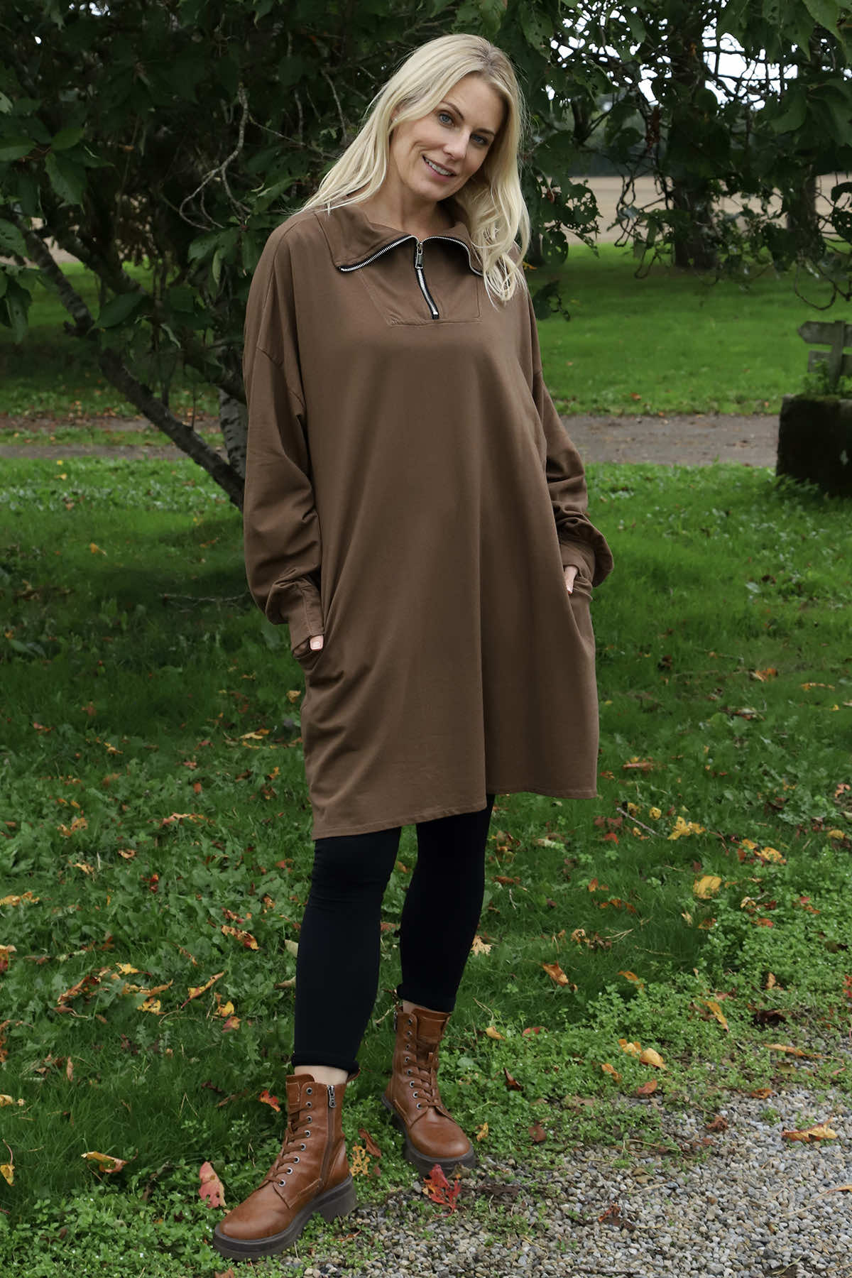 Susan Quarter Zip Cotton Sweatshirt Nutmeg