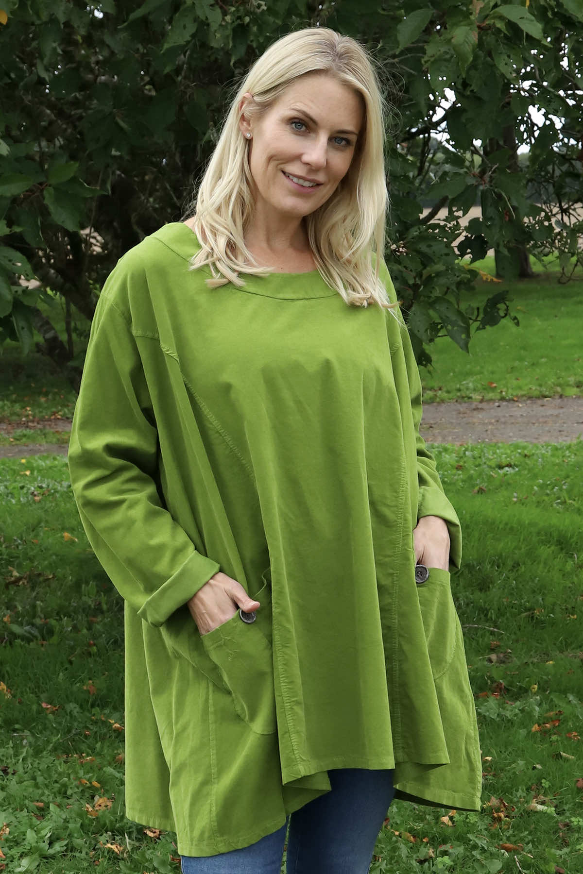Shauna Button Pocket Needlecord Top Green
