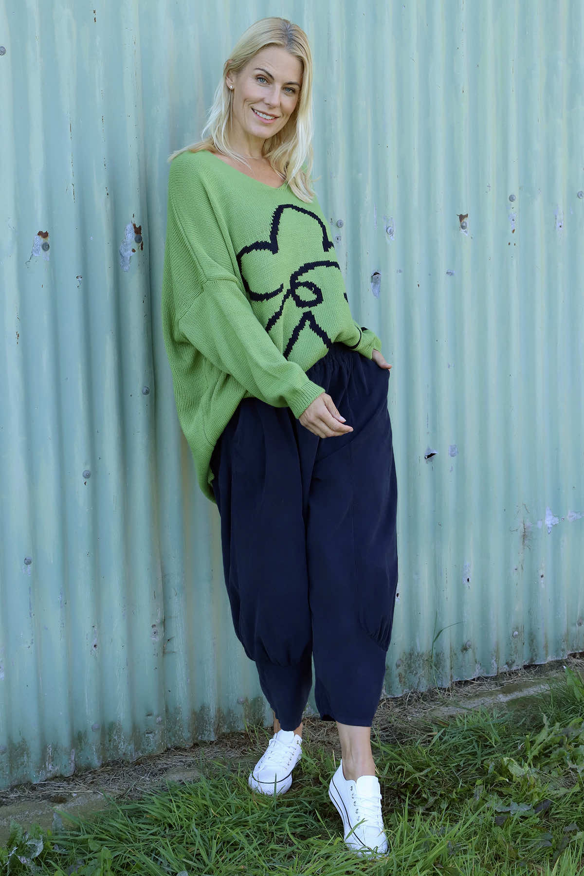 Olwen Needlecord Trousers Navy