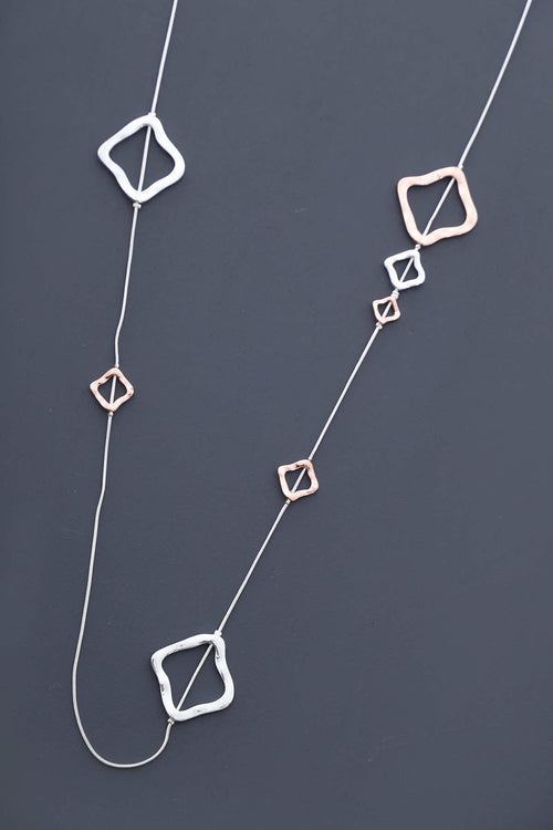 Xanthe Necklace Rose Gold - Image 4