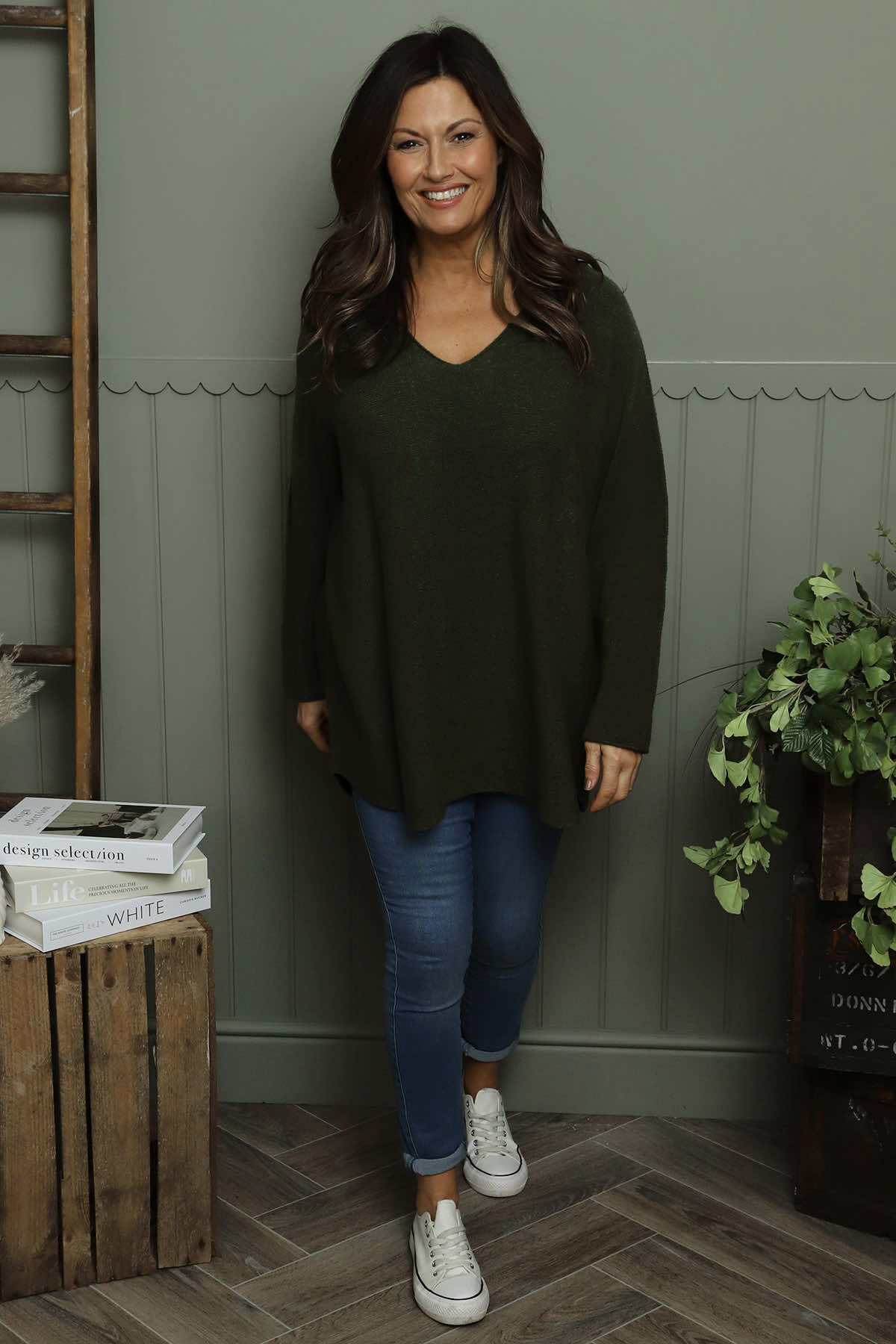 Lynna V-Neck Jumper Khaki