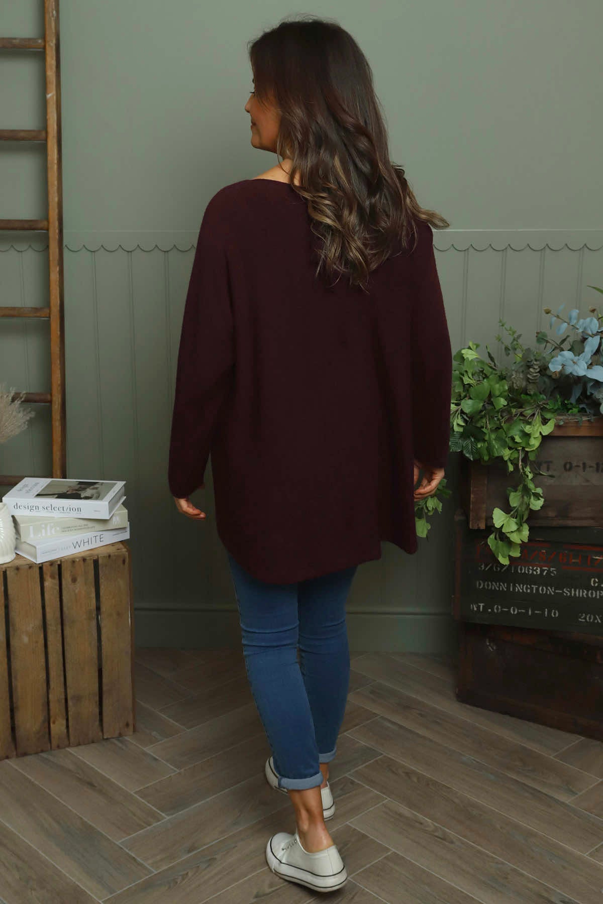 Lynna V-Neck Jumper Burgundy