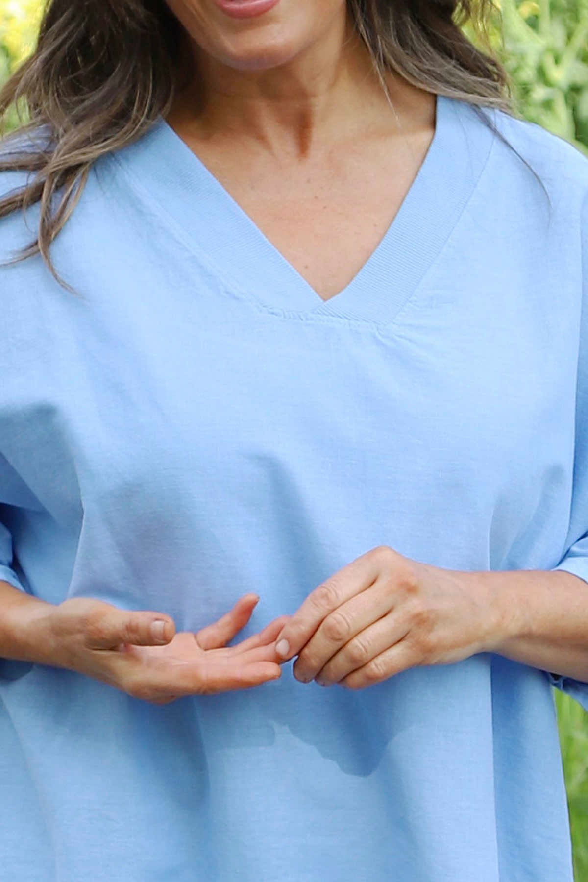 Brittany V-Neck Linen Top Powder Blue