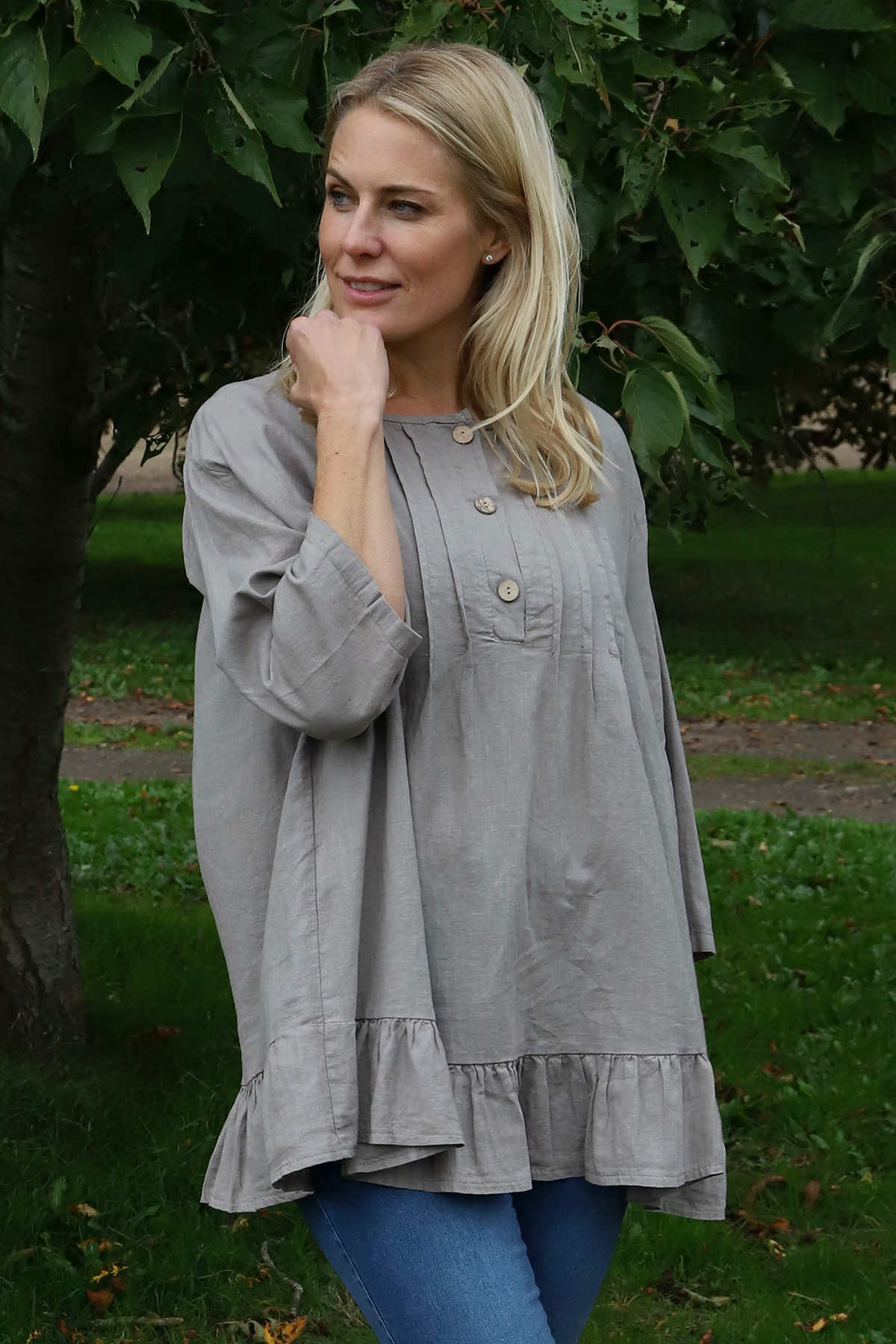 Dawsmere Button Linen Top Mocha