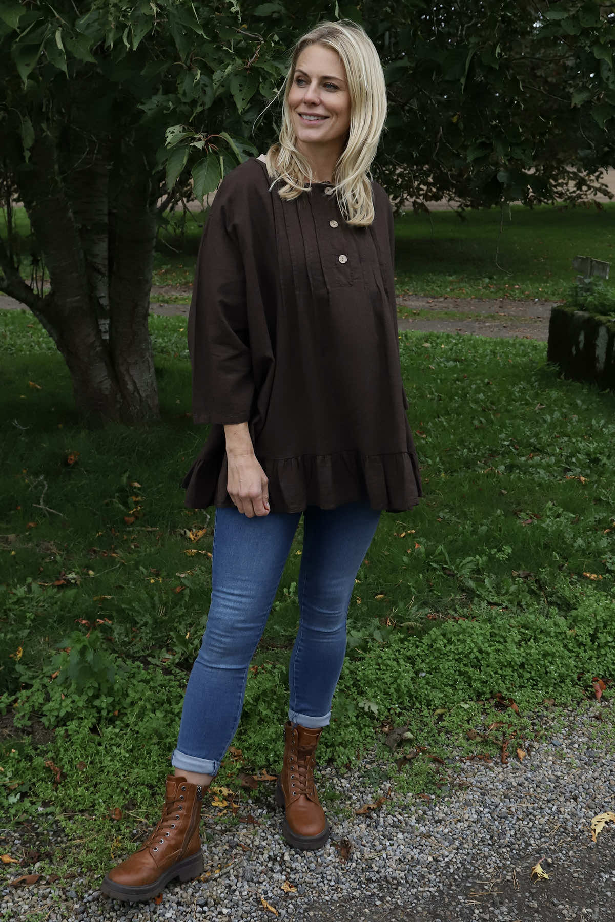 Dawsmere Button Linen Top Cocoa