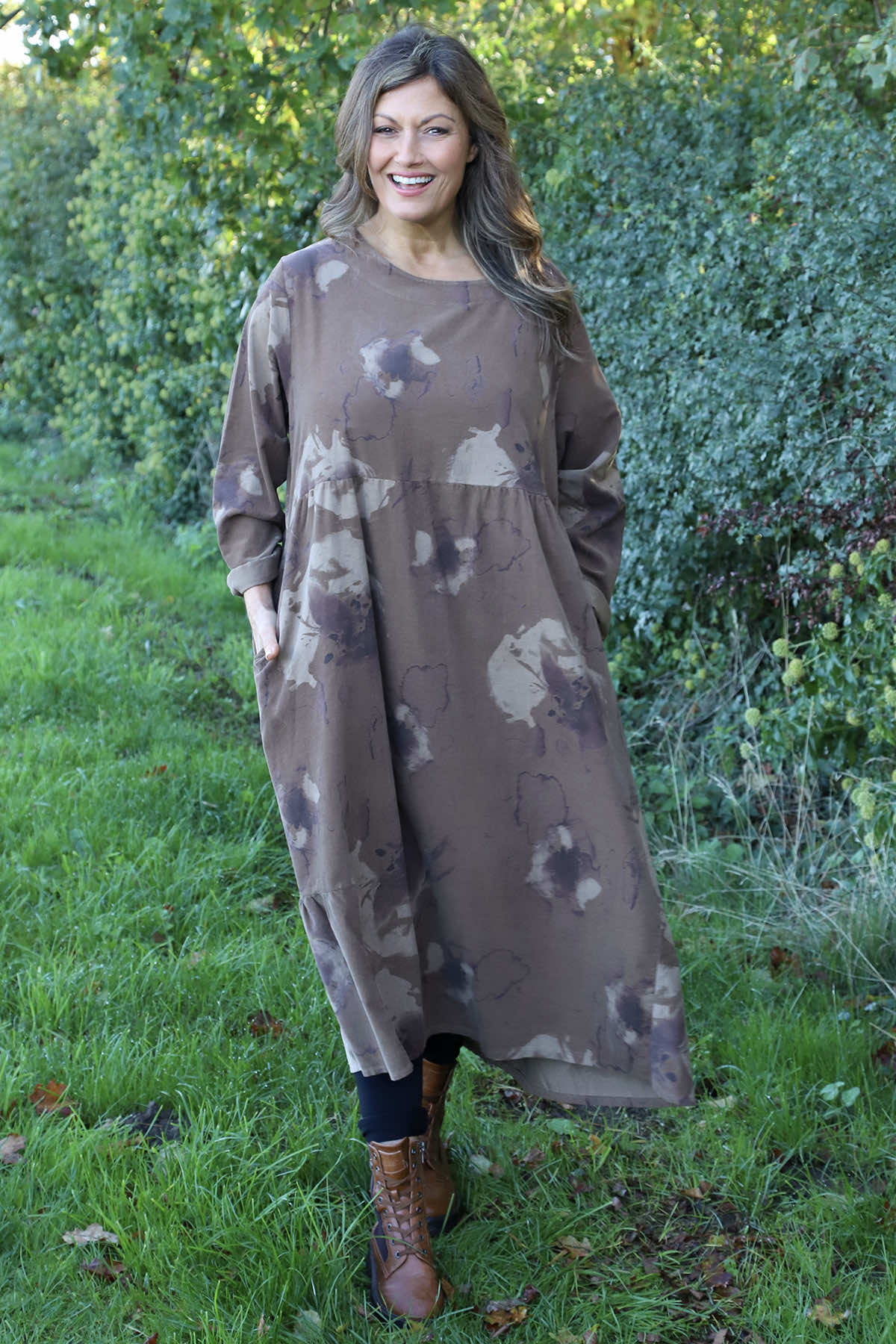 Sheena Print Needlecord Dress Nutmeg