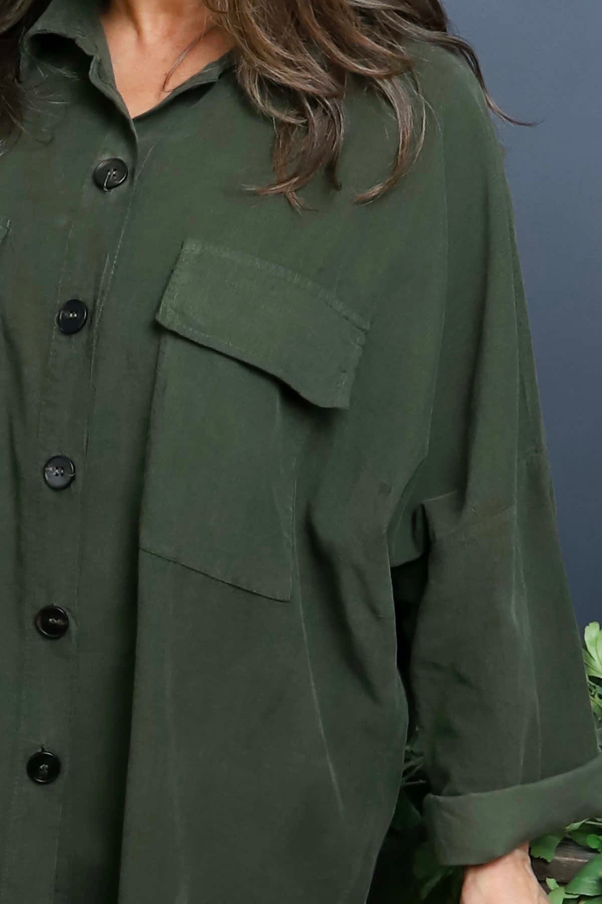 Justina Needlecord Shirt Khaki