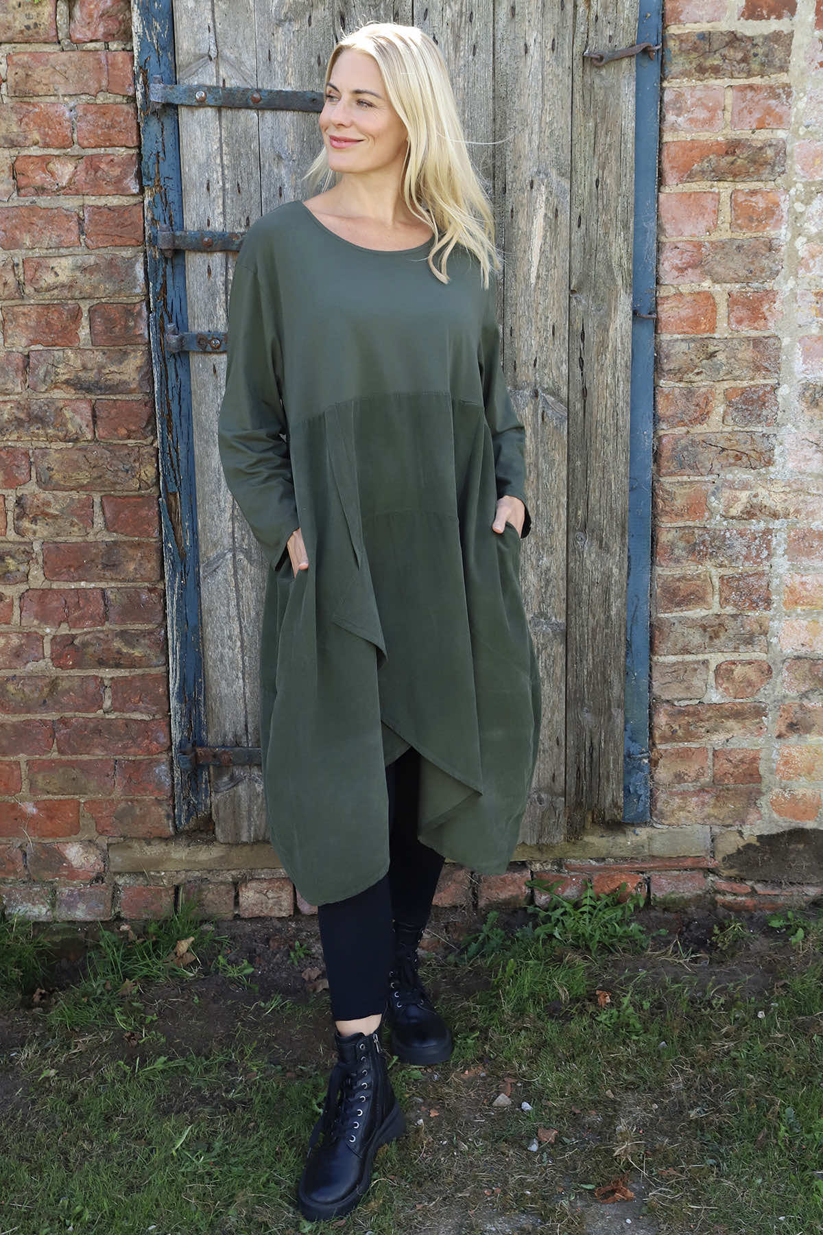 Arden Needlecord Dress Khaki