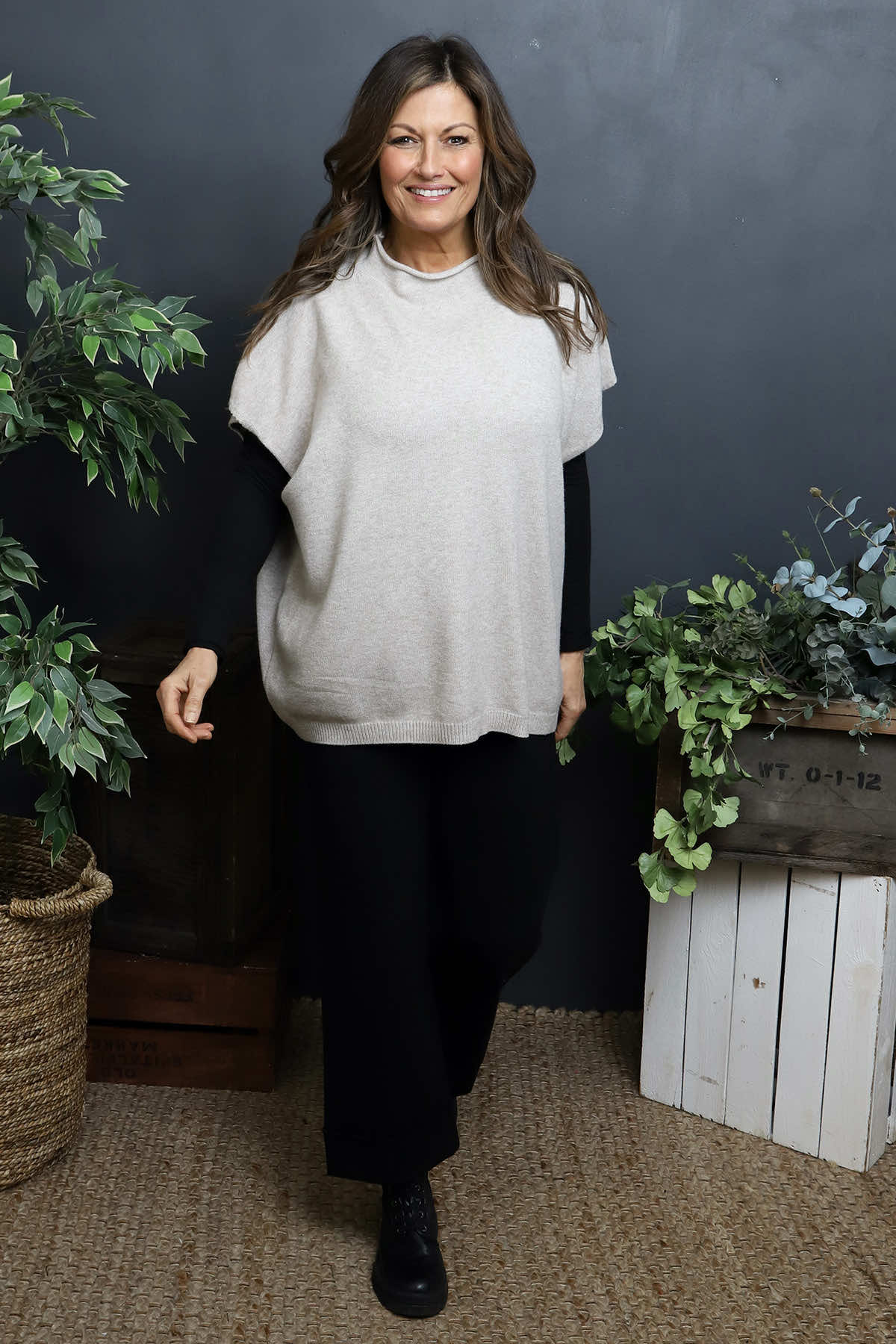 Mila Knitted Vest Stone