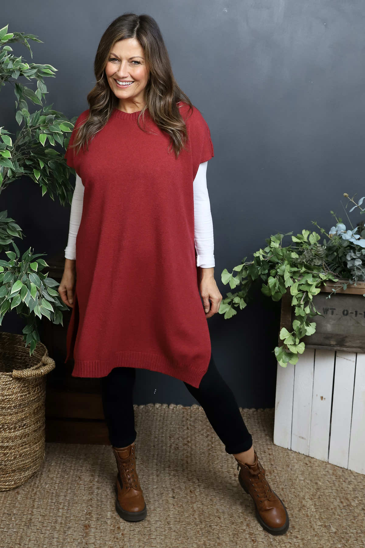 Jocelyn Long Knit Jumper Vest Wine