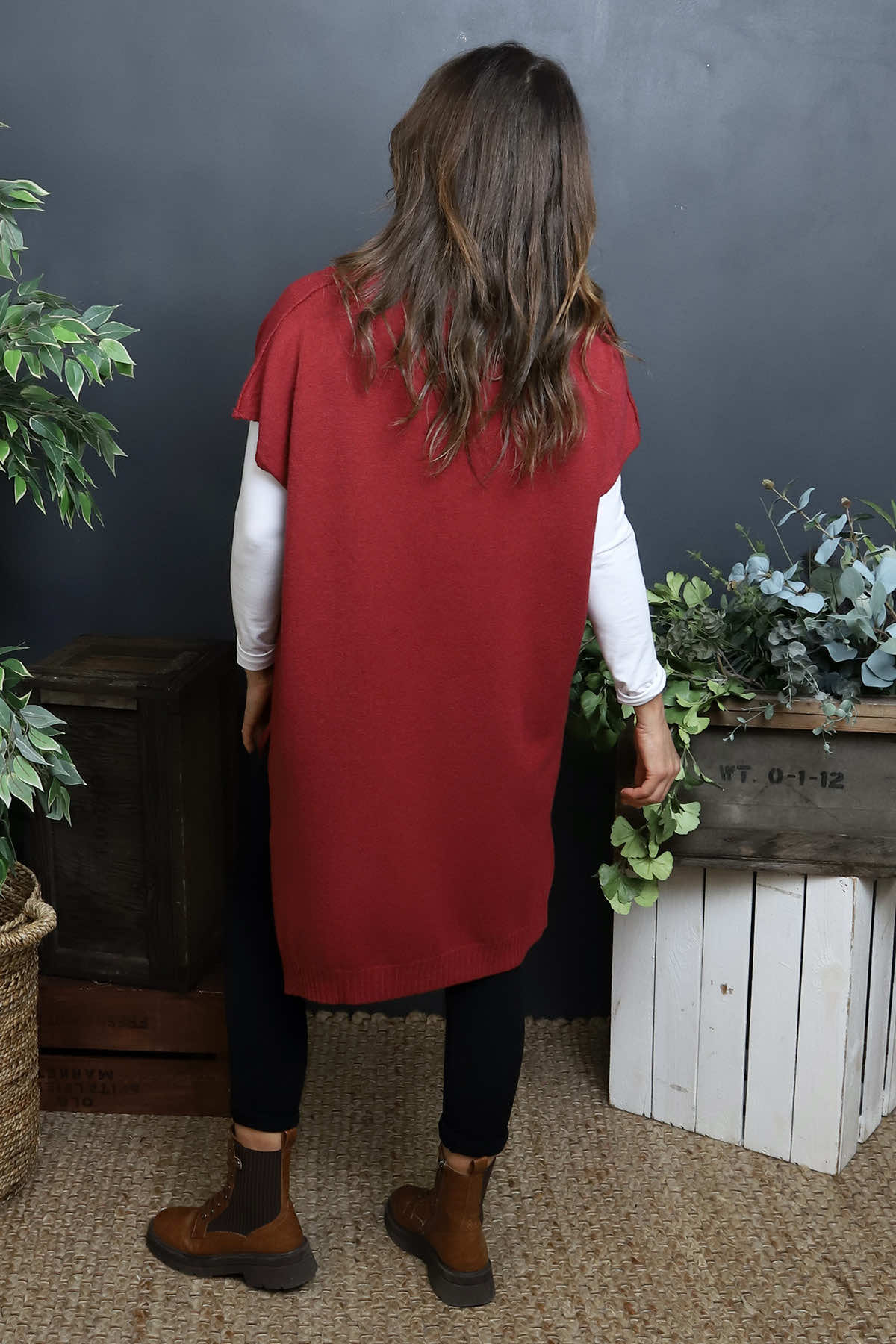 Jocelyn Long Knit Jumper Vest Wine