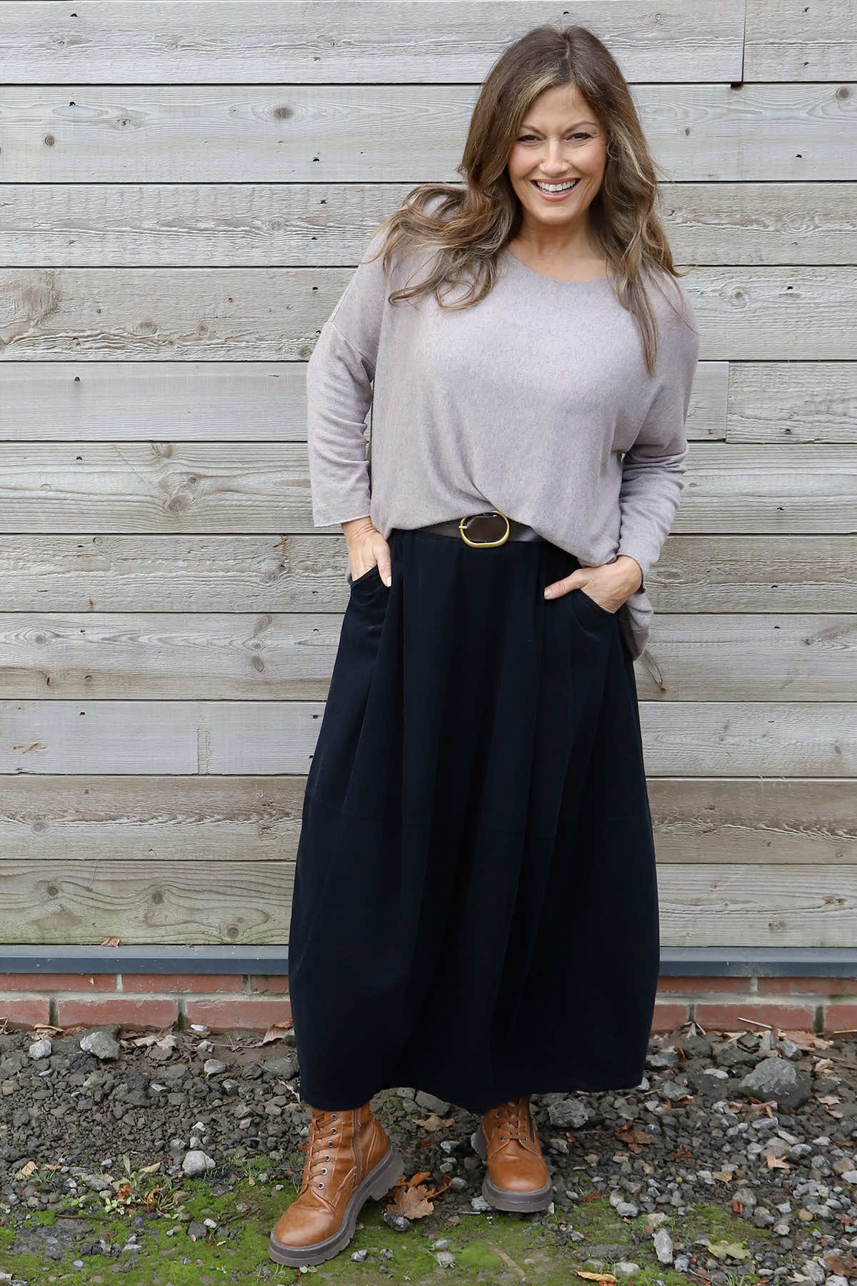 Branwen Belted Needlecord Skirt Black