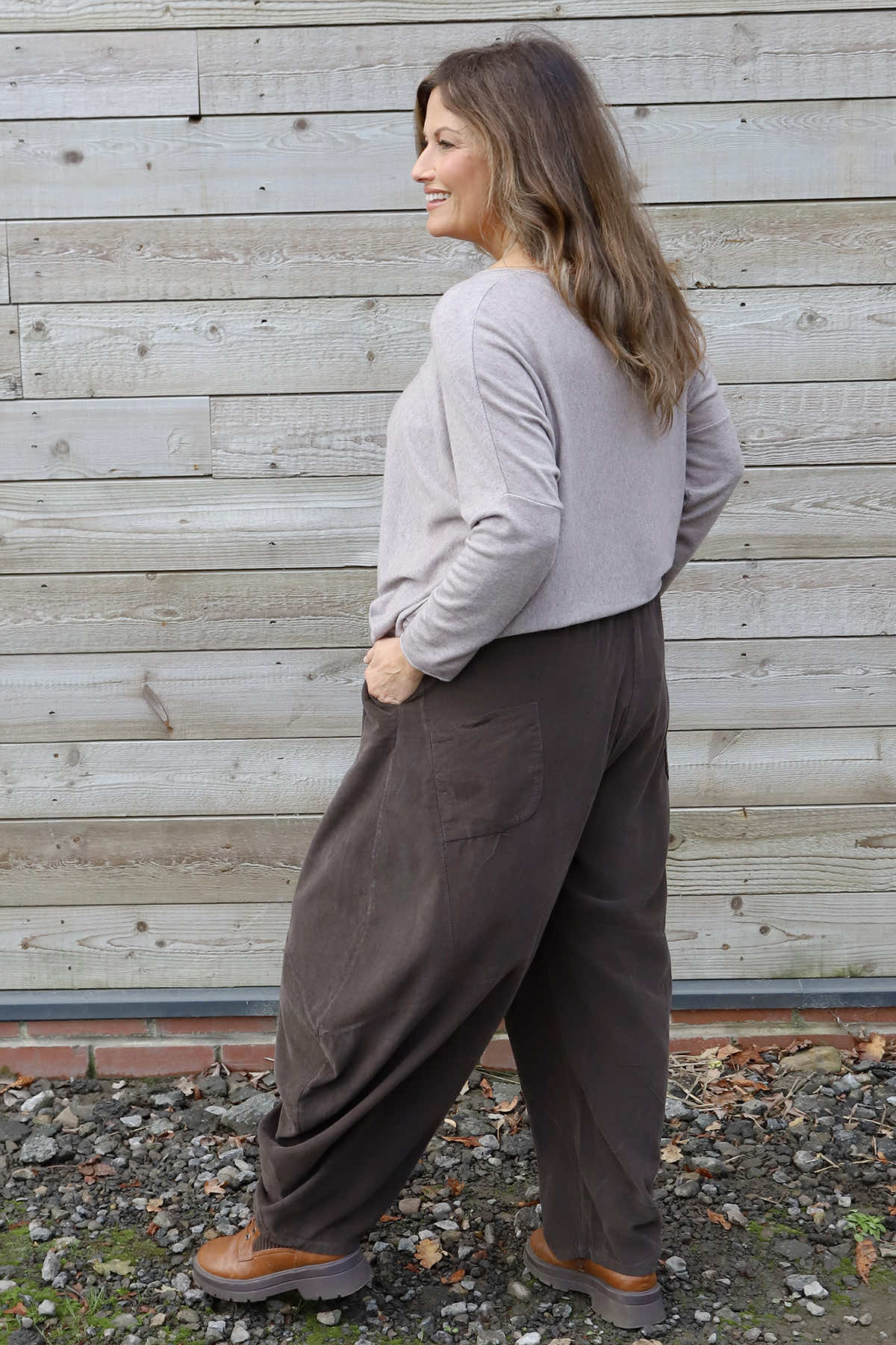 Journee Needlecord Trousers Cocoa