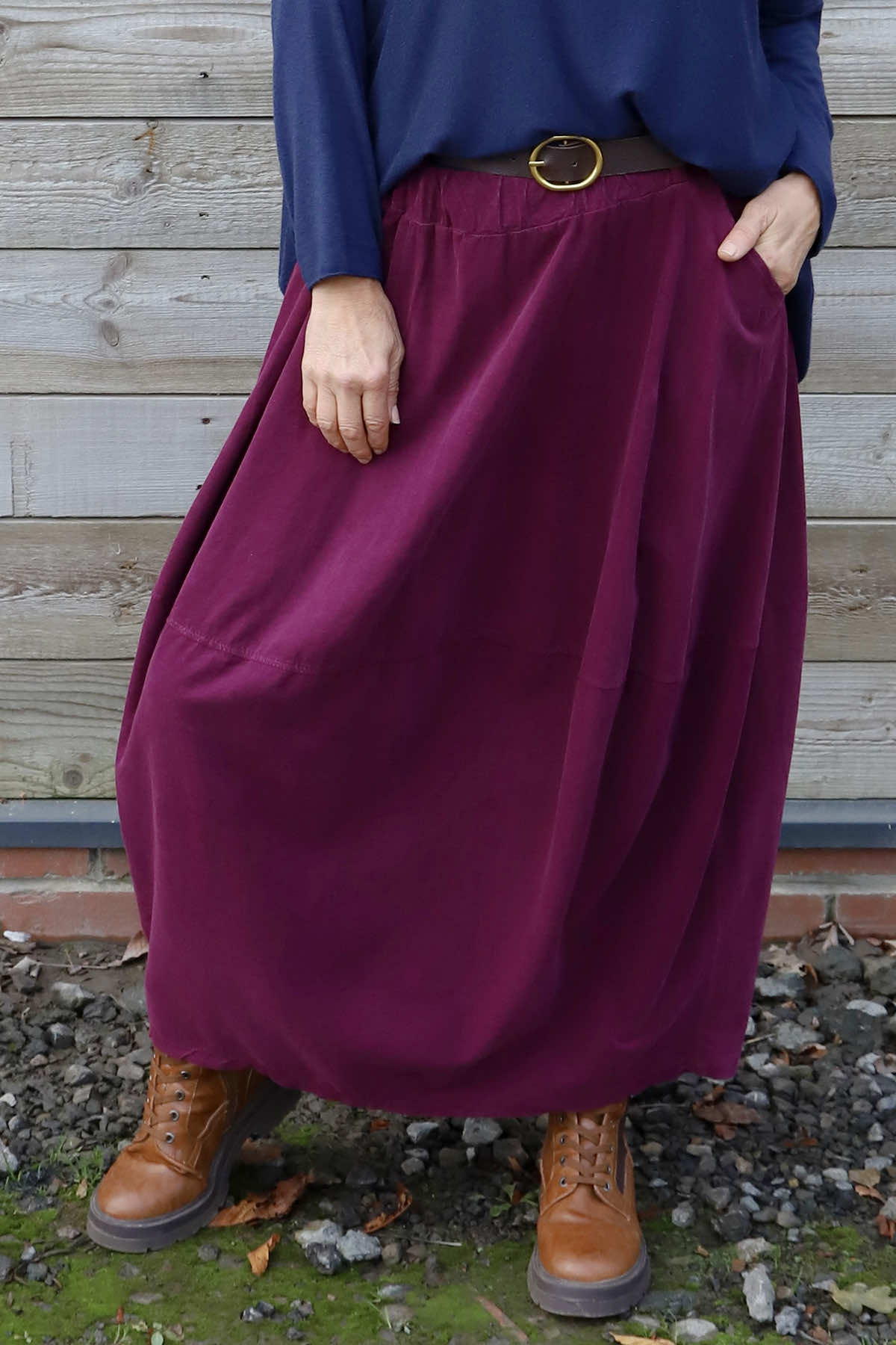 Branwen Belted Needlecord Skirt Burgundy
