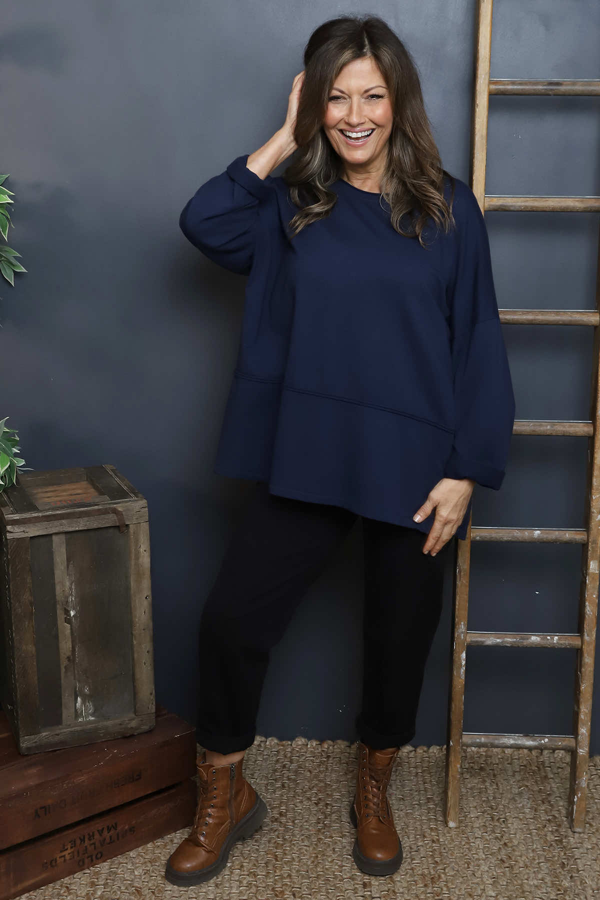 Eugenie Cotton Top Navy