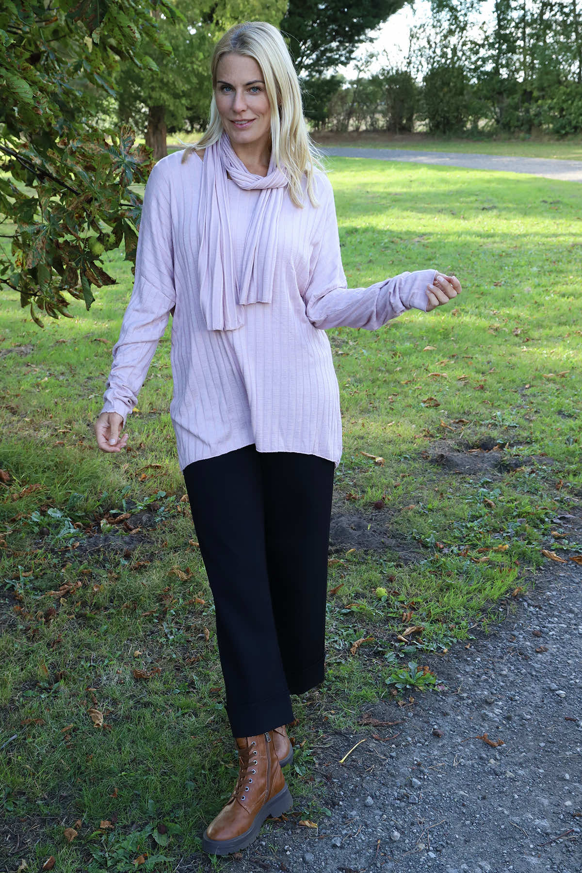 Santana Knitted Scarf Top Pink