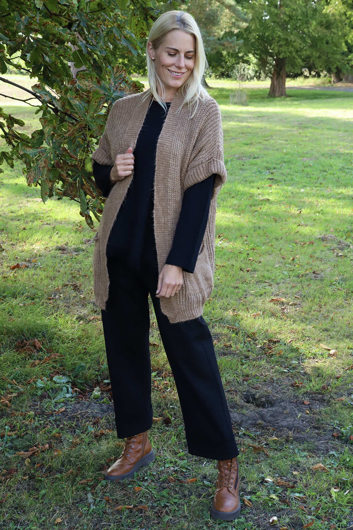 Quinn Knitted Cardigan Camel