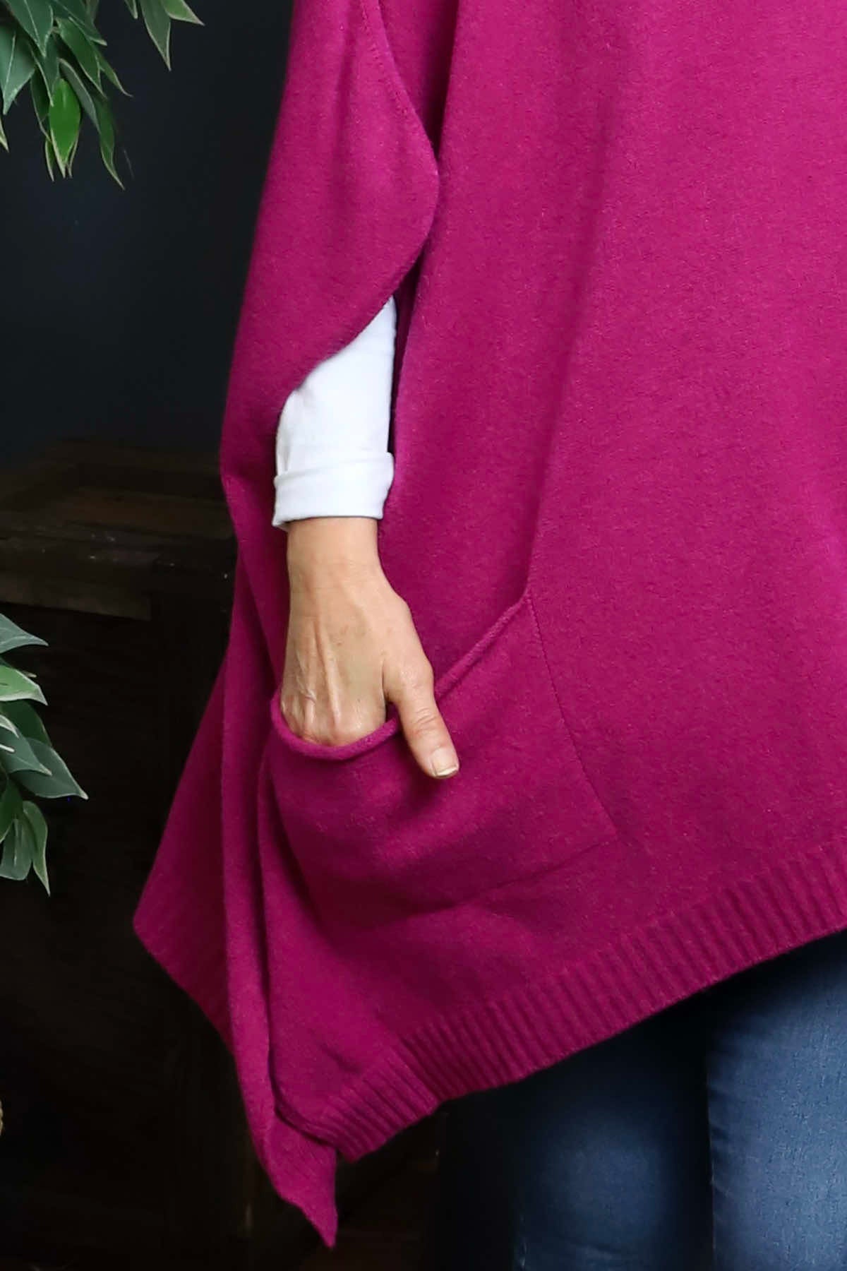 Ellie V-Neck Poncho Jumper Berry