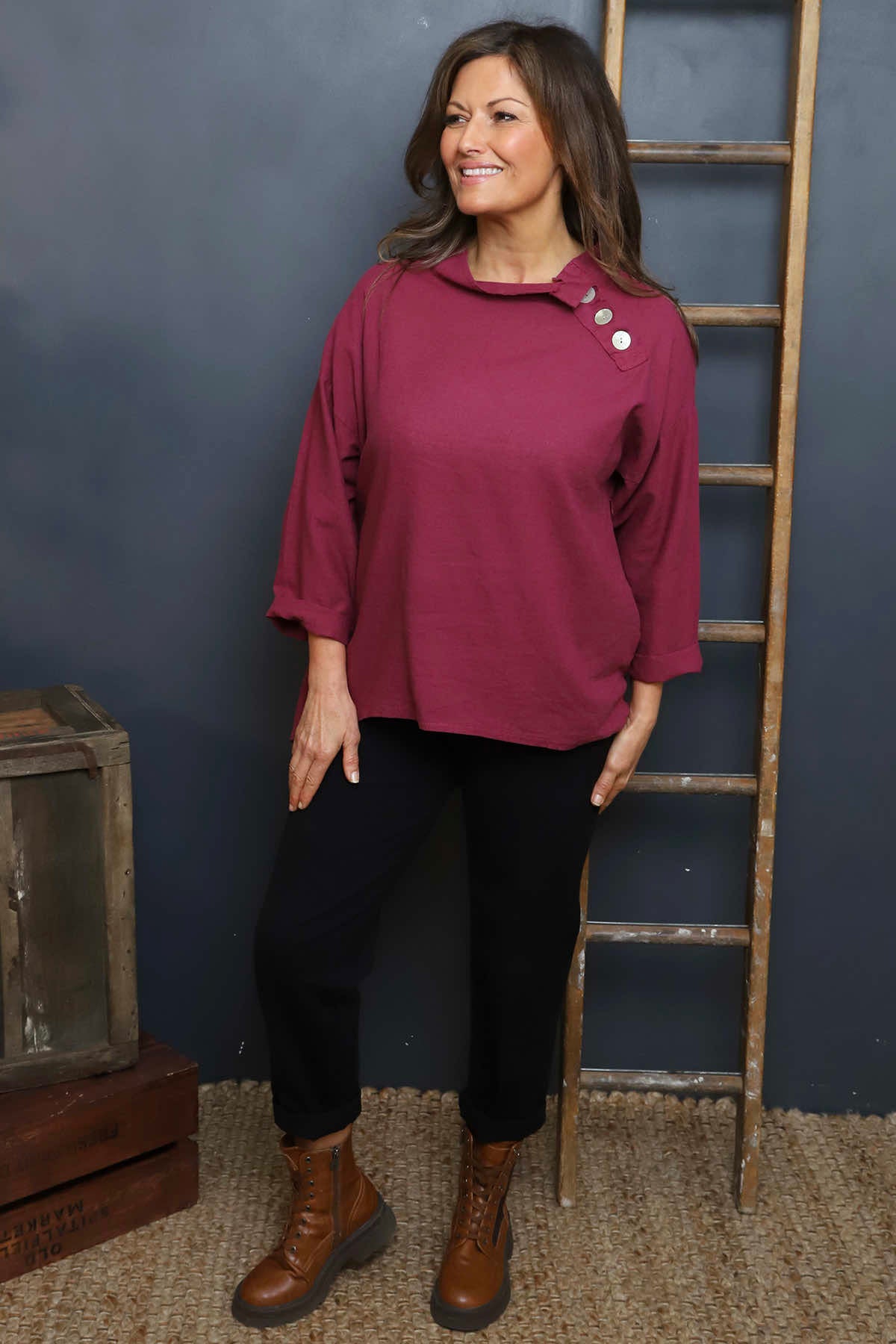 Bradley Linen Top Wine