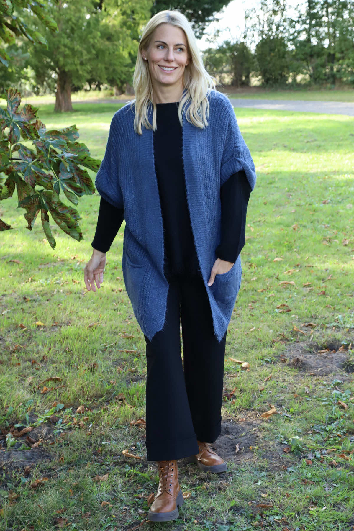 Quinn Knitted Cardigan Blue