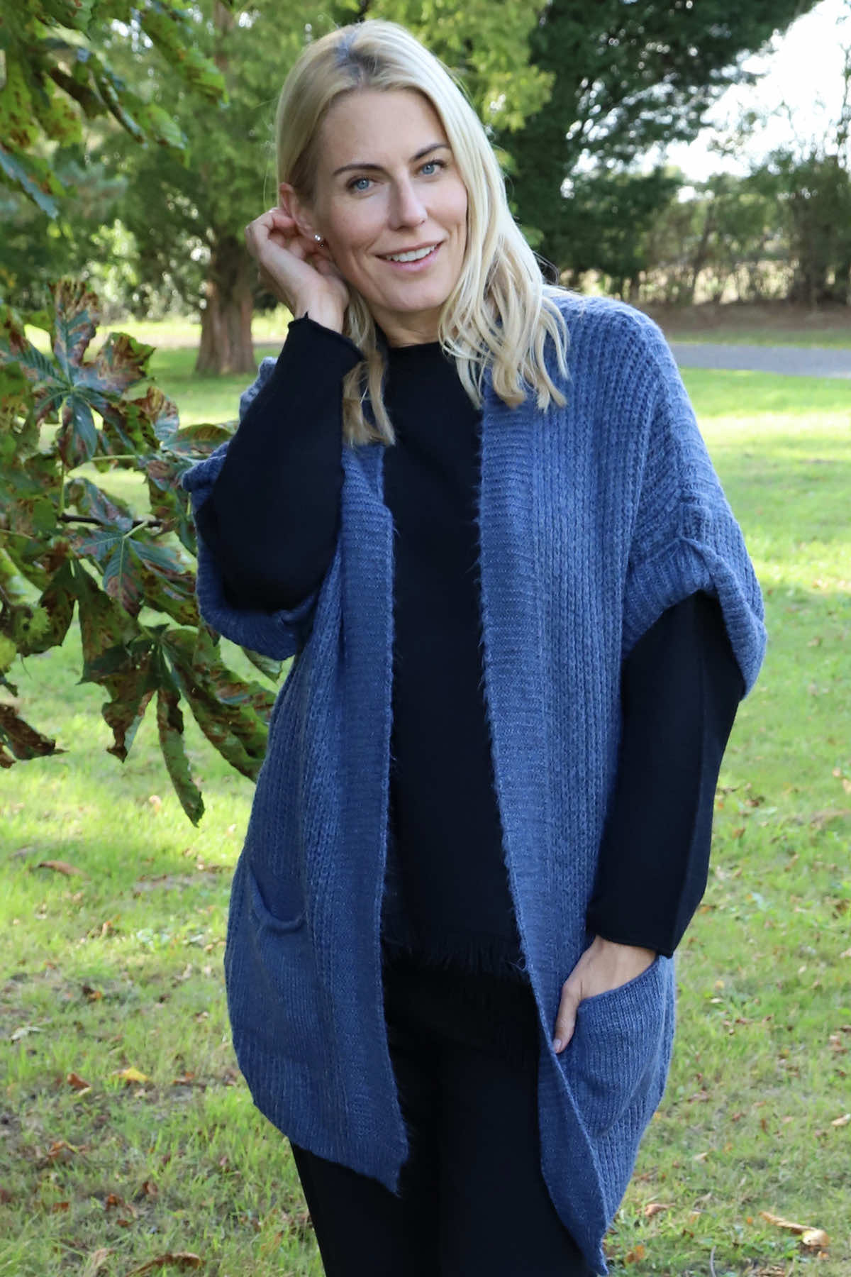 Quinn Knitted Cardigan Blue