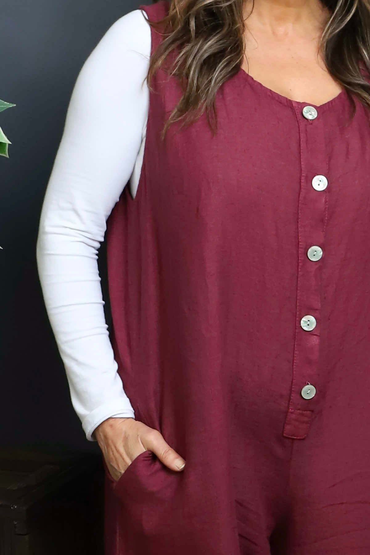 Margot Sleeveless Linen Jumpsuit Wine