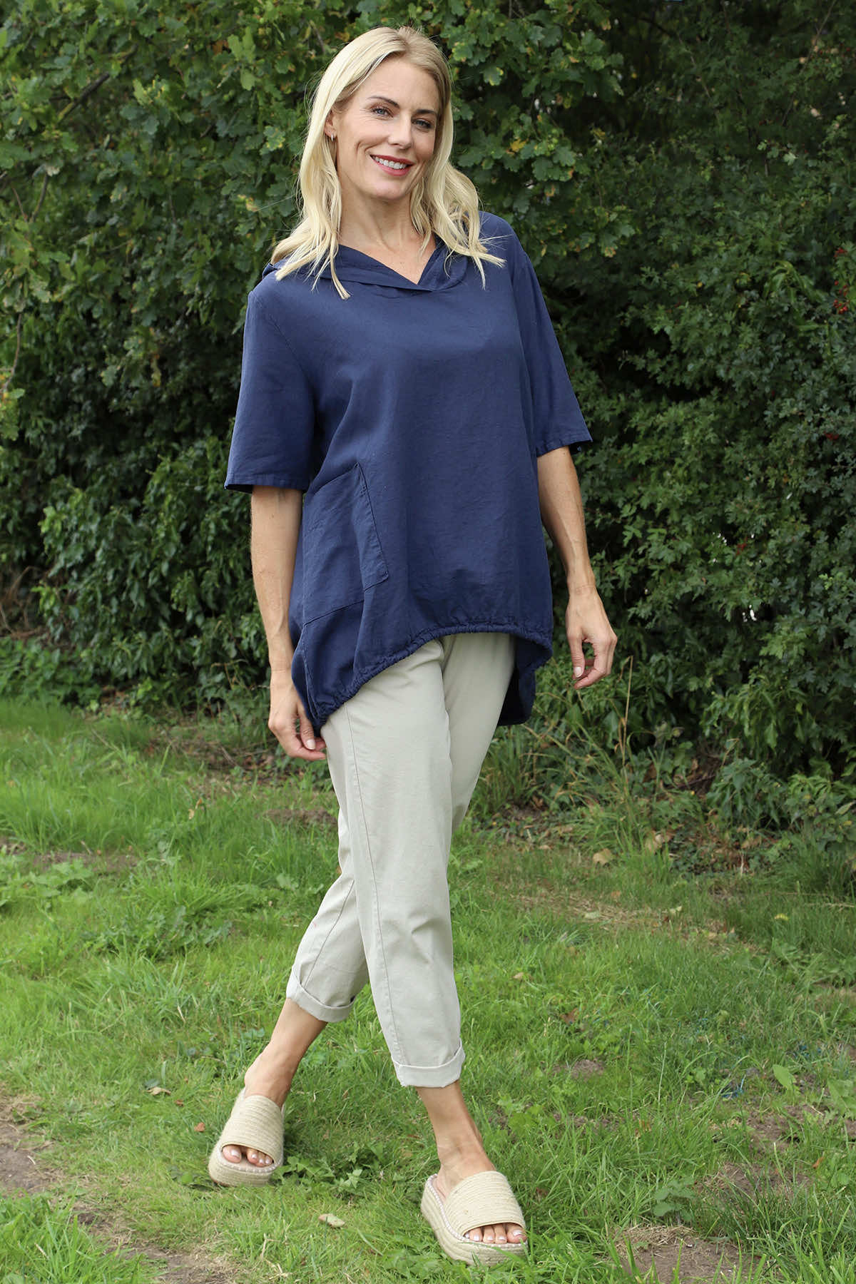 Linda Hooded Linen Top Navy