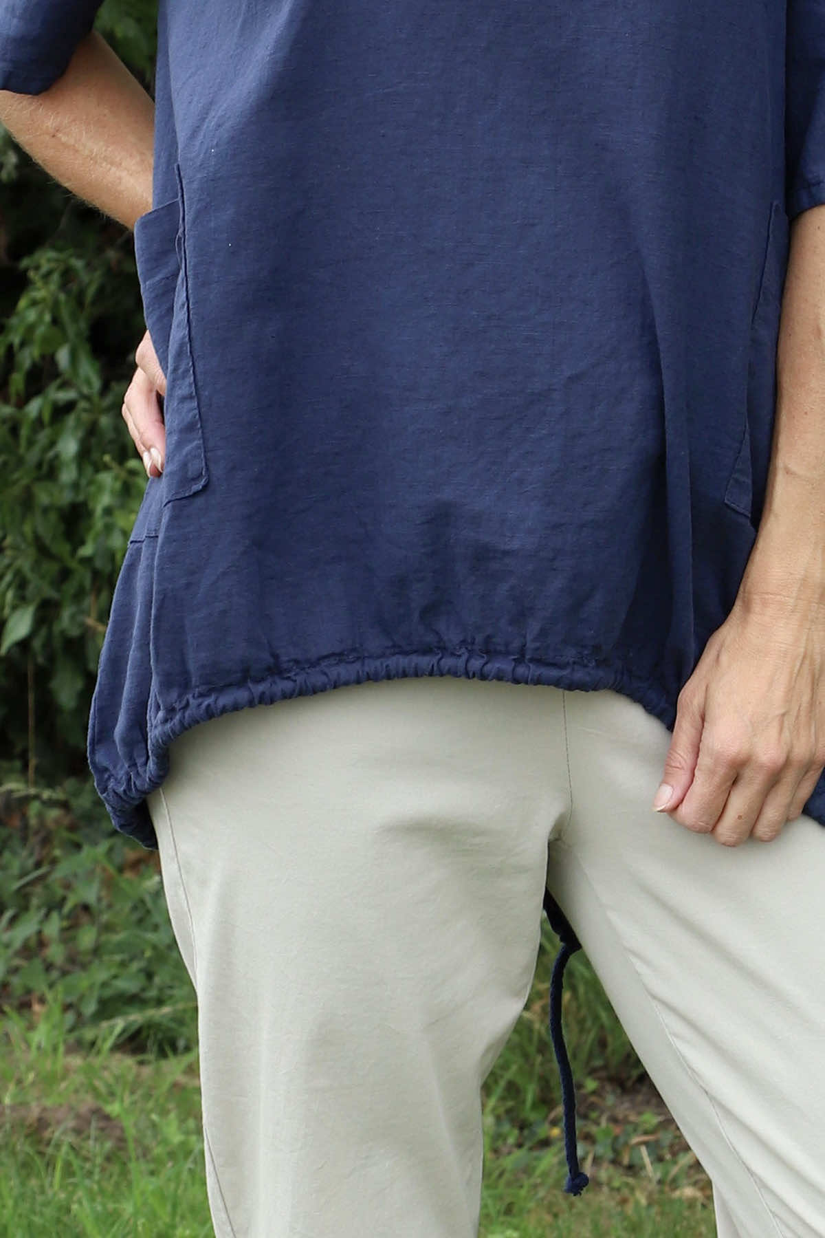 Linda Hooded Linen Top Navy