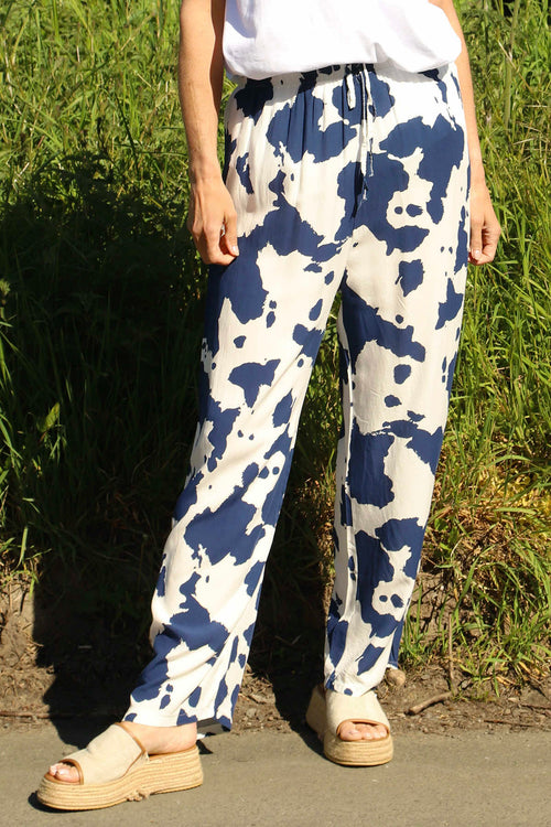 Cecily Print Trousers Navy - Image 3