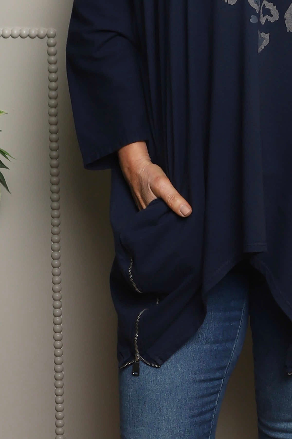 Evette Heart Cotton Top Dark Navy