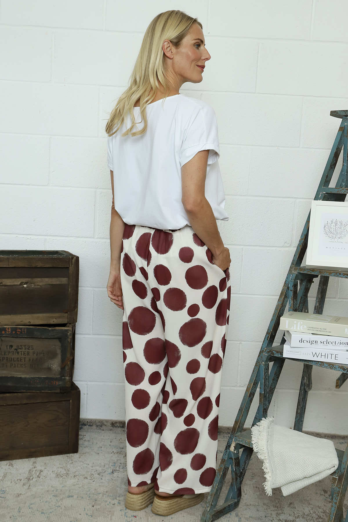Hetty Wide Leg Print Trousers Burgundy