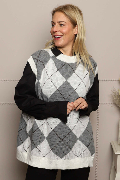 Theresa Argyle Knitted Vest Grey - Image 2