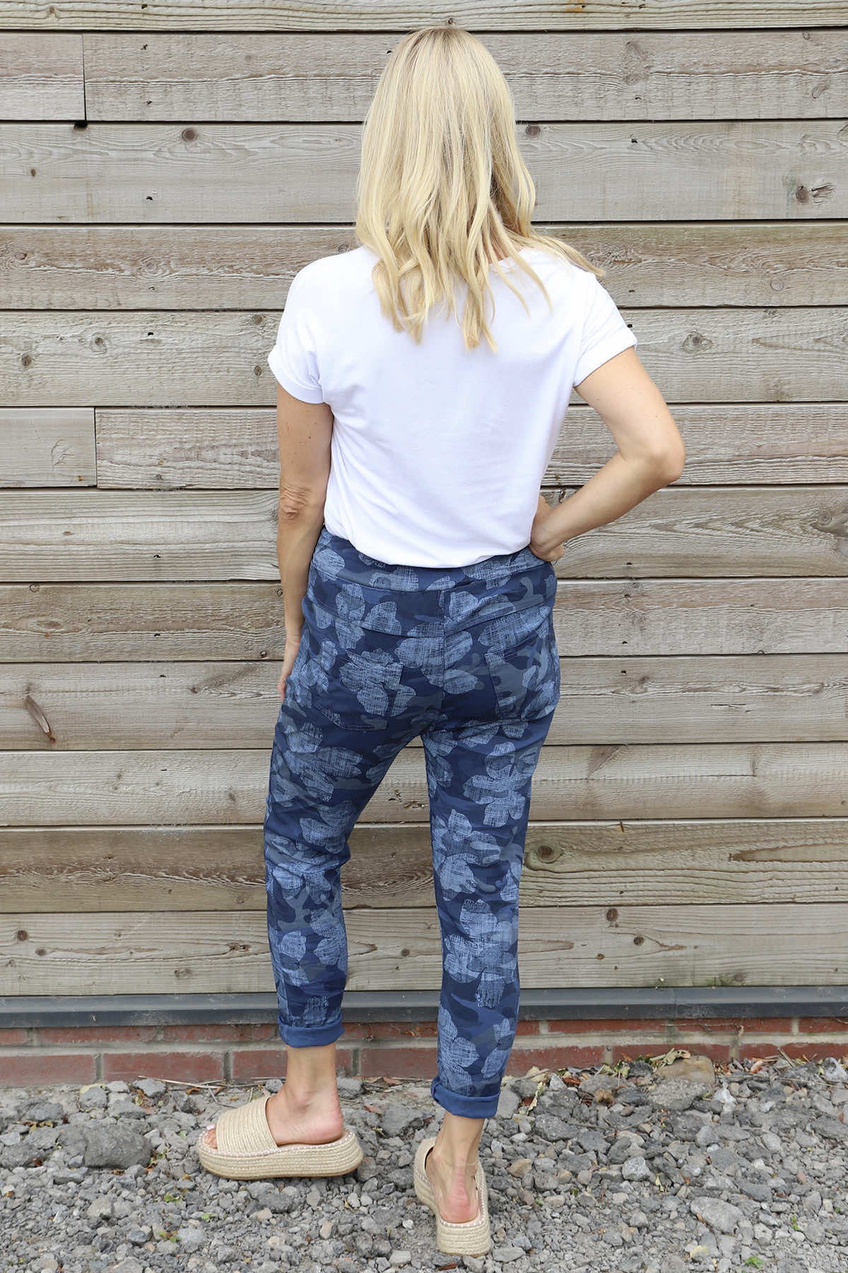 Yarwell Camo Joggers Navy