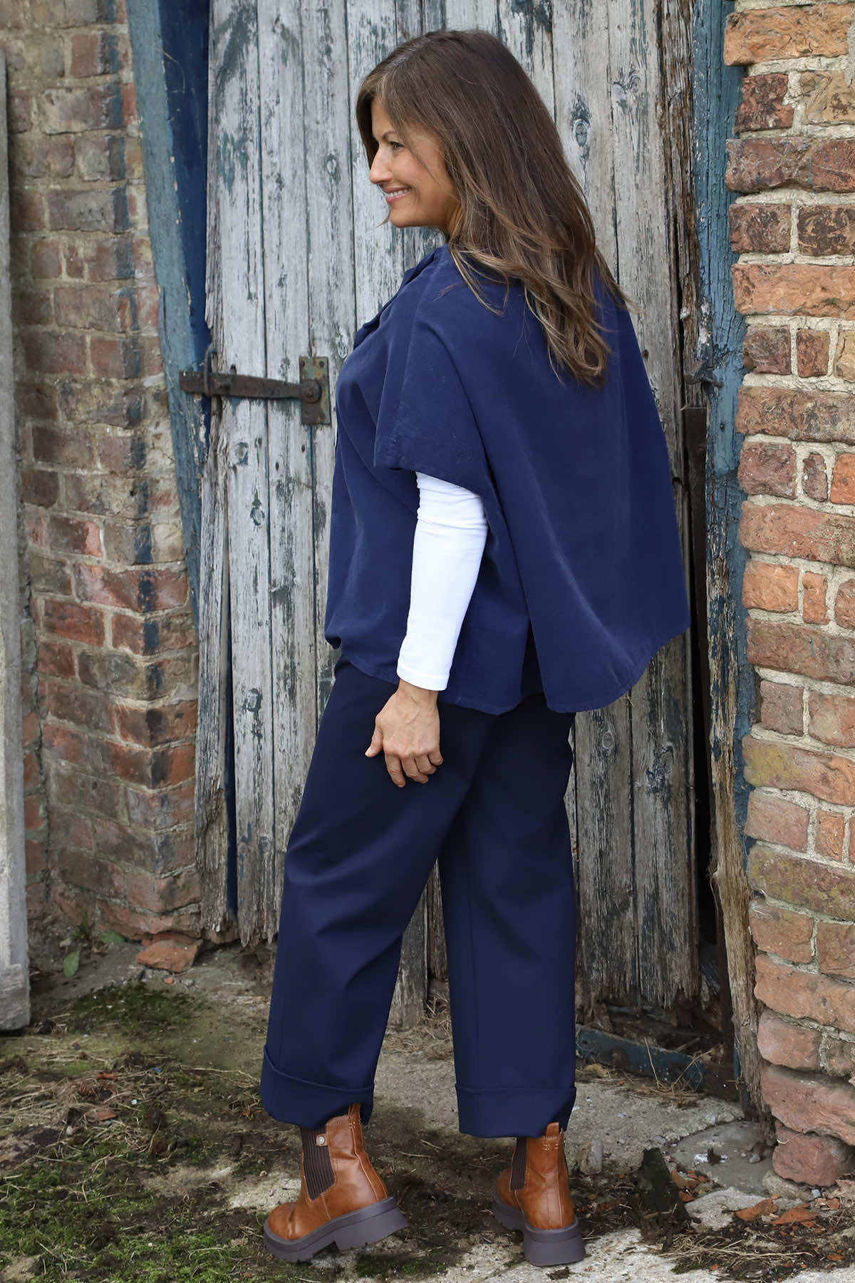 Sabella Needlecord Shirt Navy