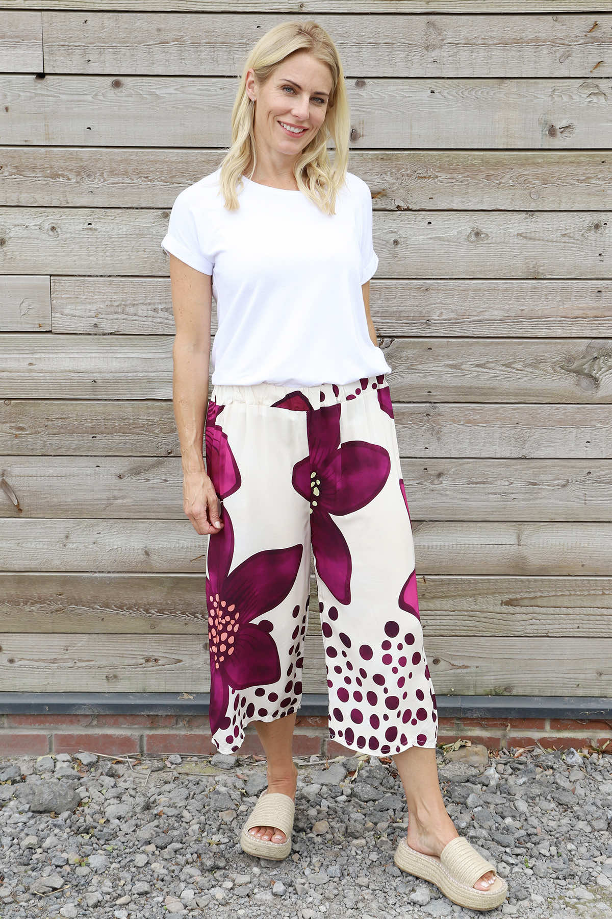 Gina Cropped Floral Trousers Purple