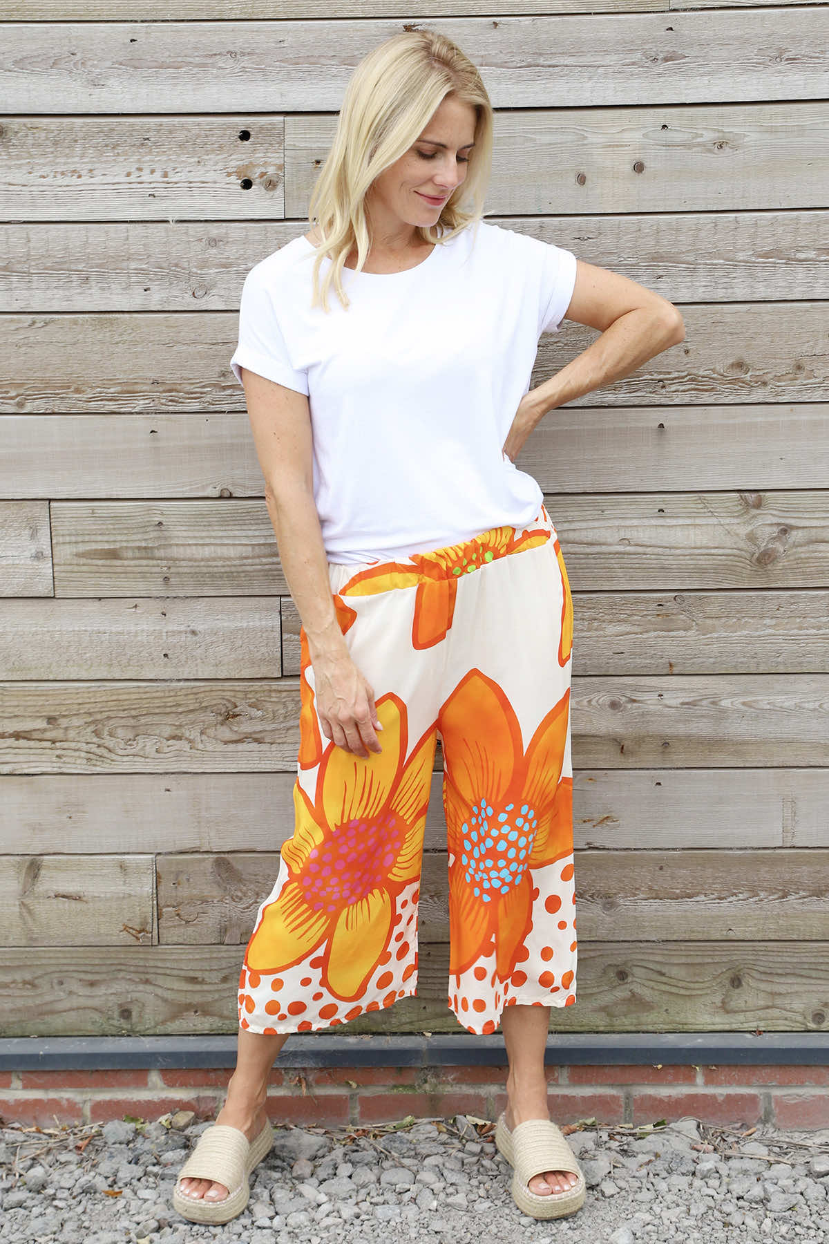 Gina Cropped Floral Trousers Orange