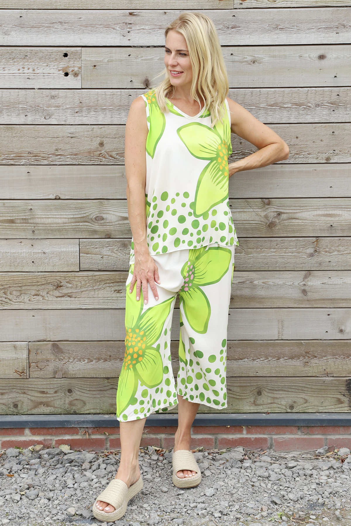 Bette Floral Vest Green