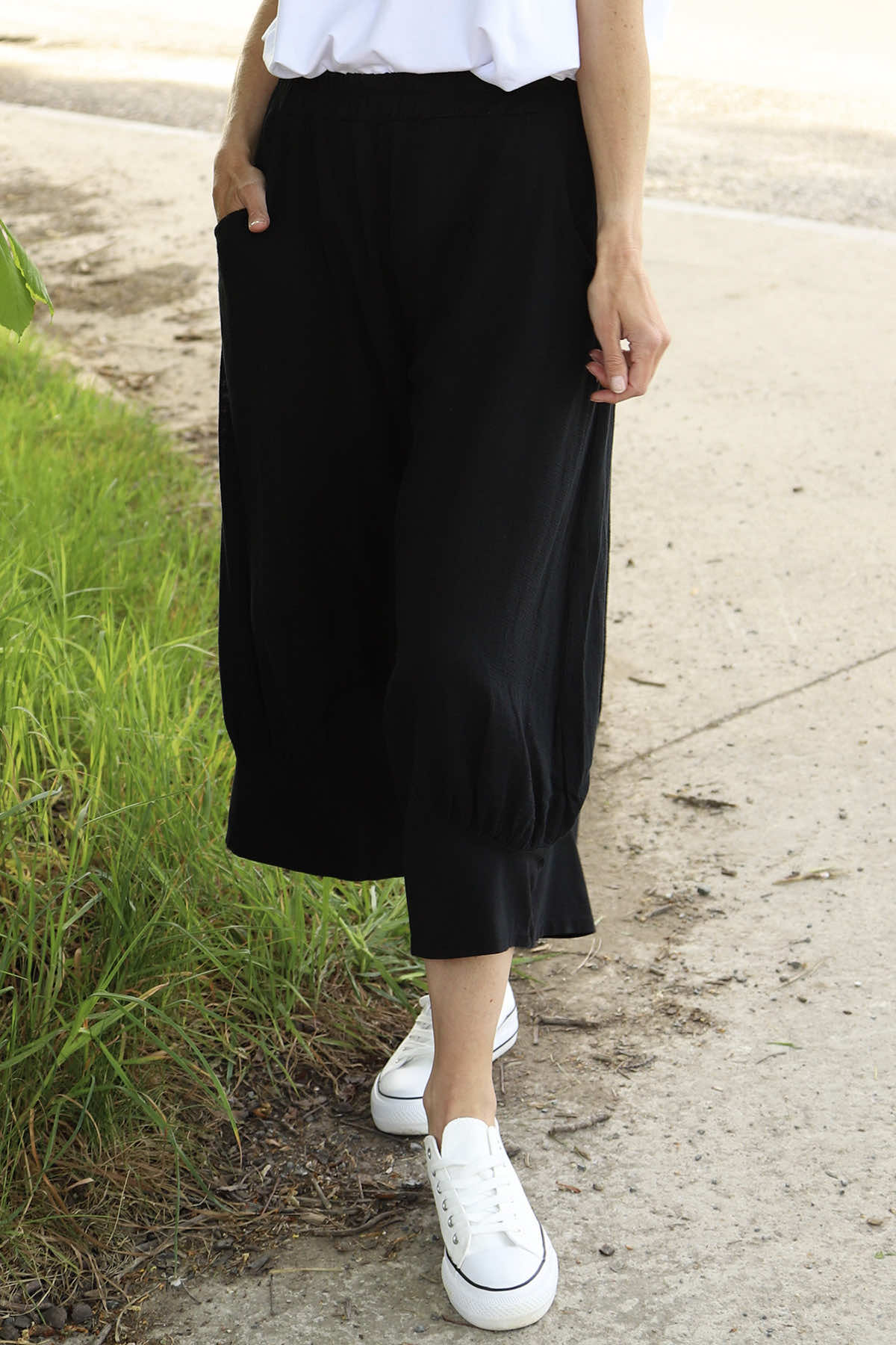 Lorna Cotton Culottes Black